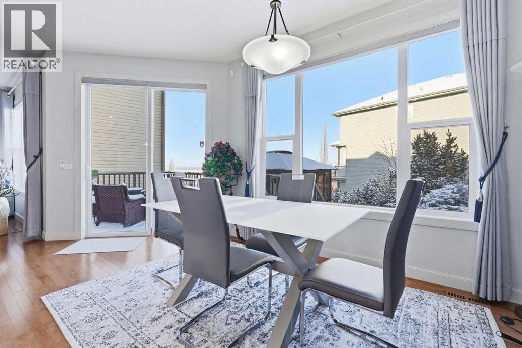 238 Sunset View, Cochrane