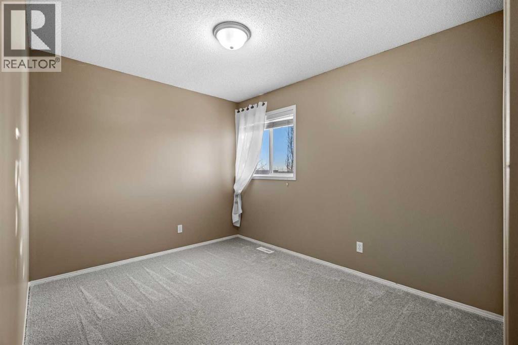 Single Family House for Sale in  Inverness Drive SE McKenzie Towne Calgary 