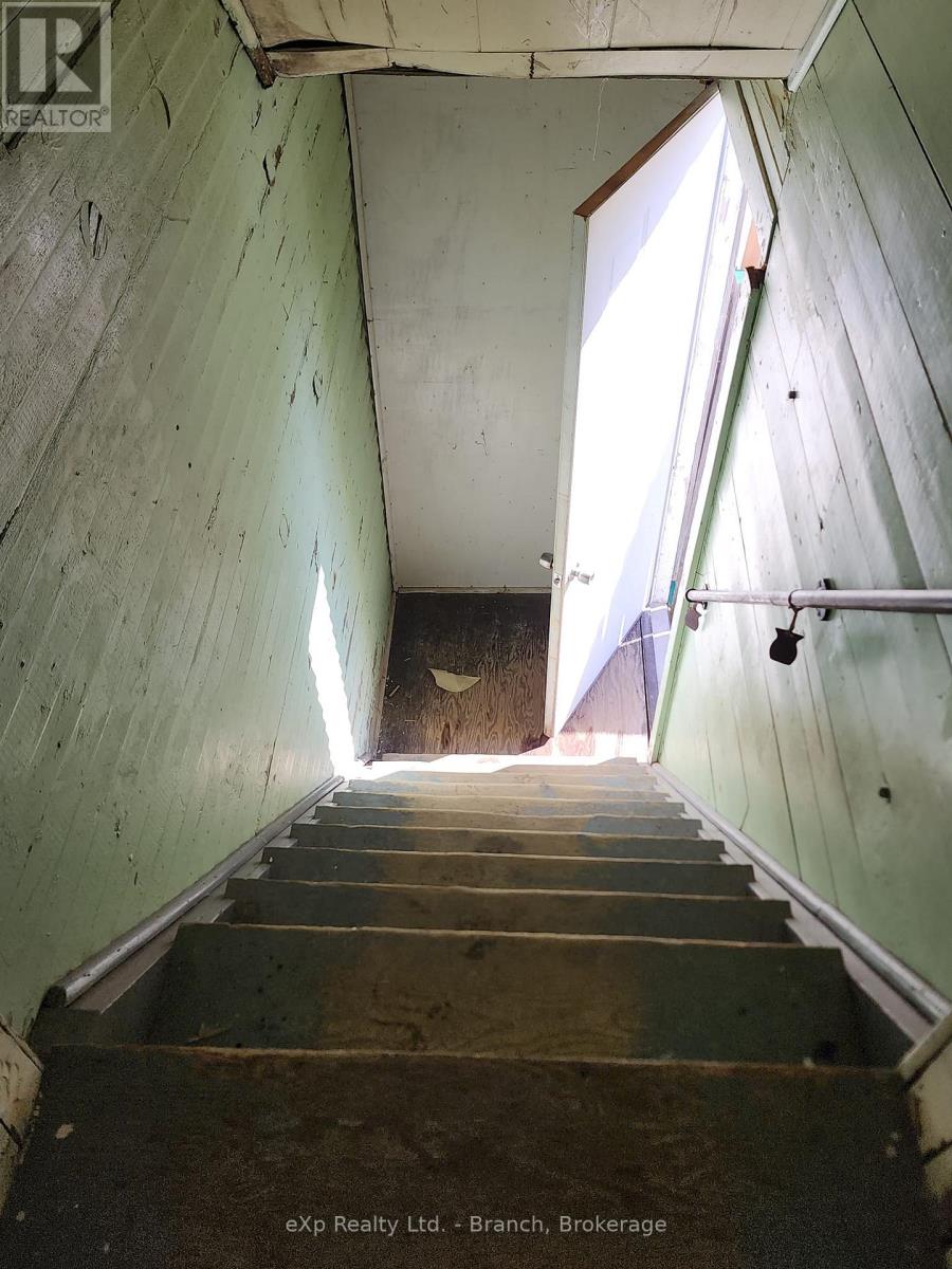 29 WOODS STREET - 10