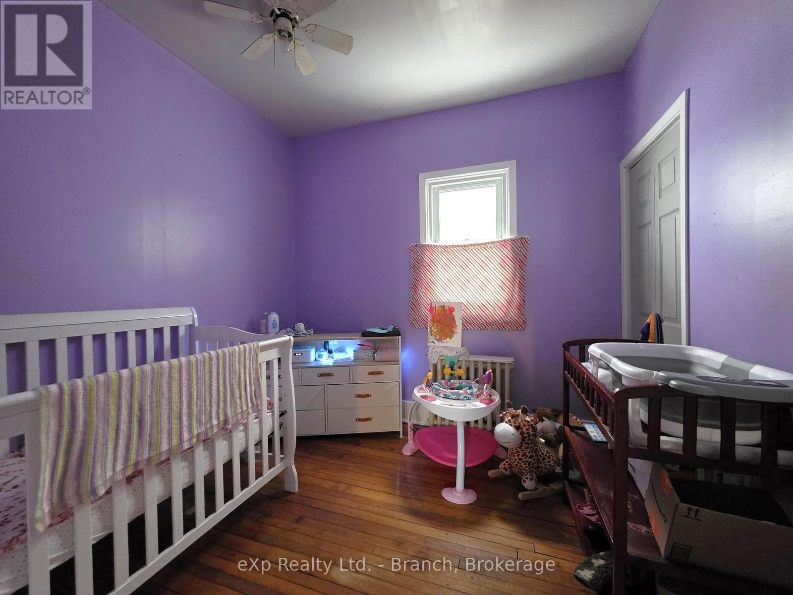 29 WOODS STREET - 7