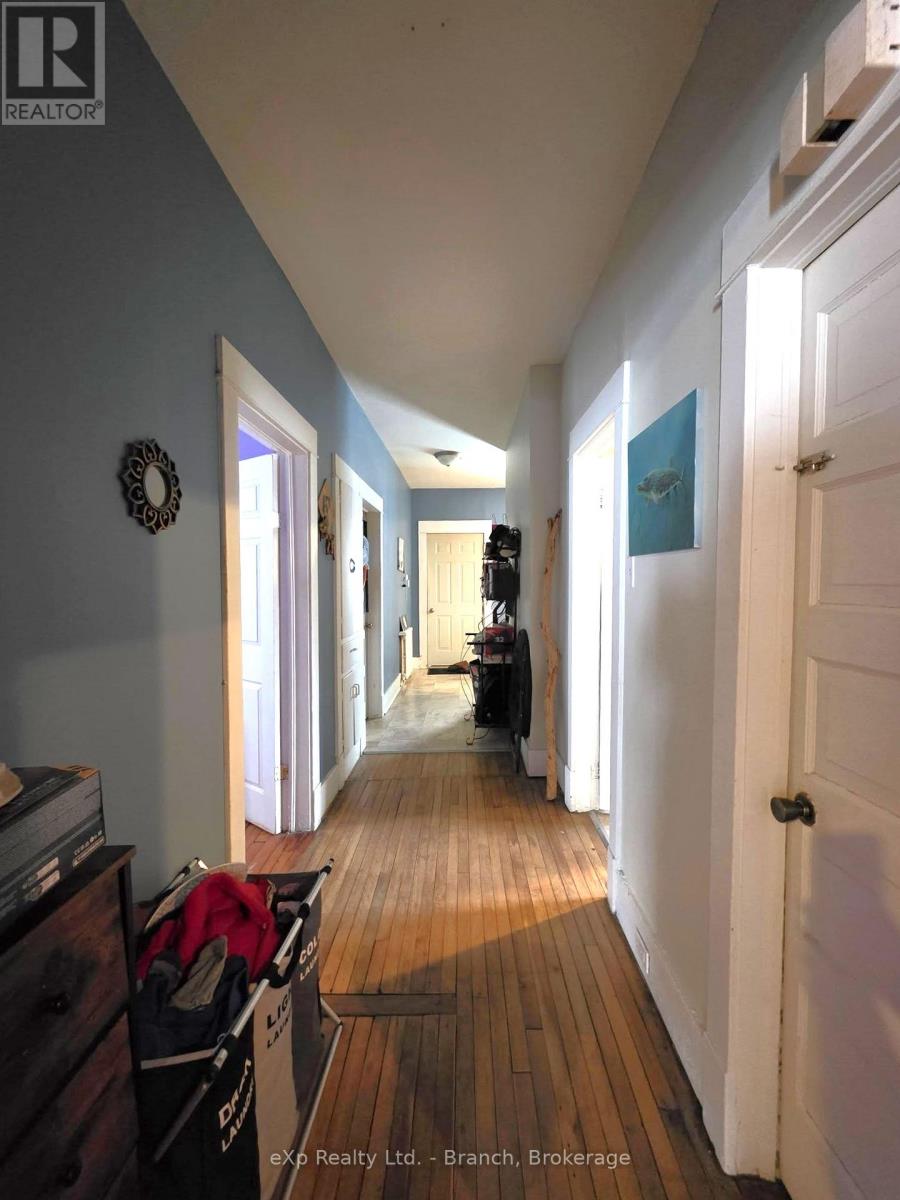 29 WOODS STREET - 9