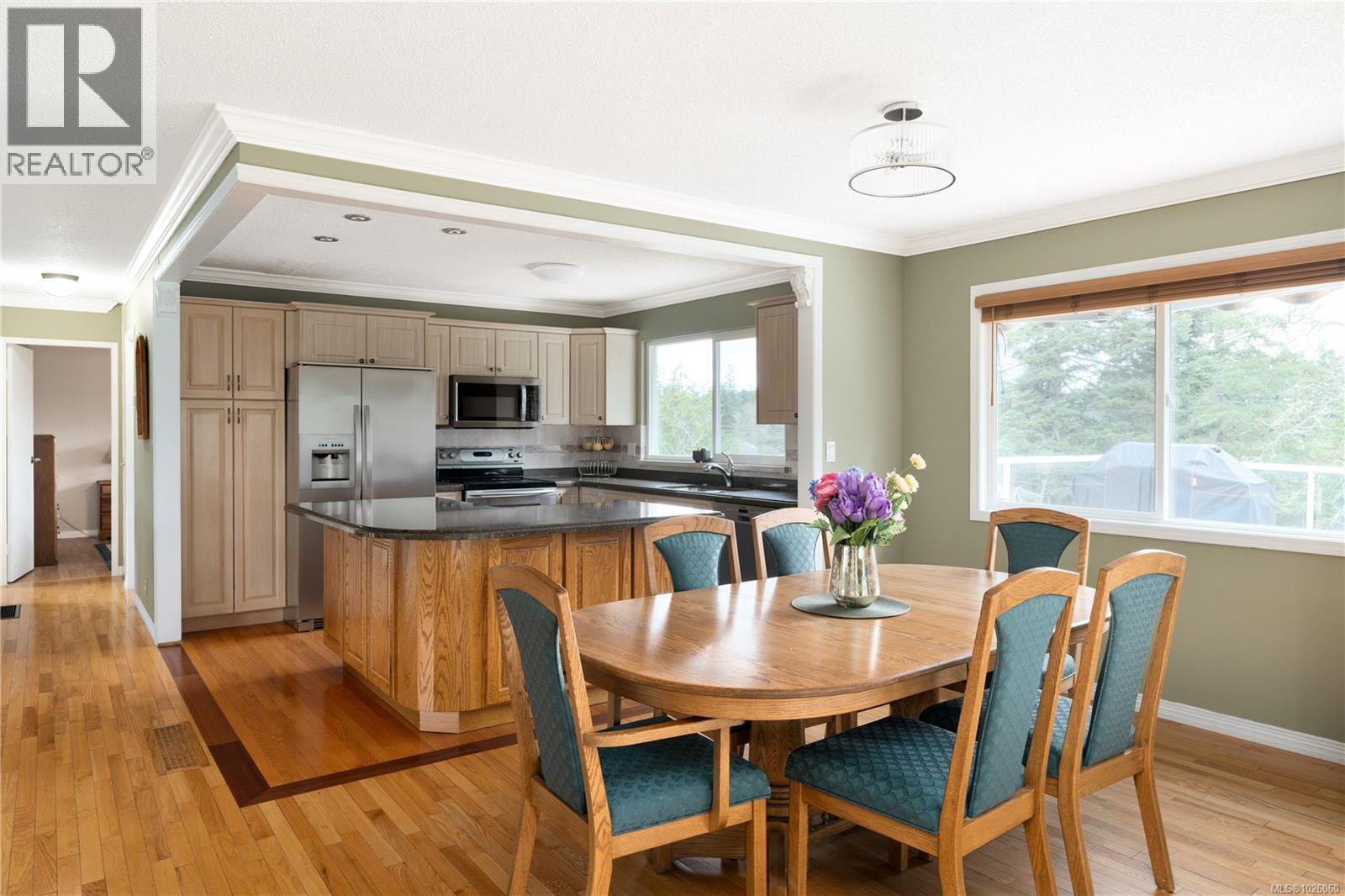  4343 Ridgewood Crescent, Saanich