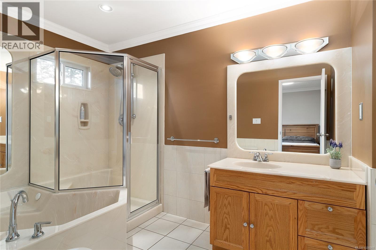  4343 Ridgewood Crescent, Saanich