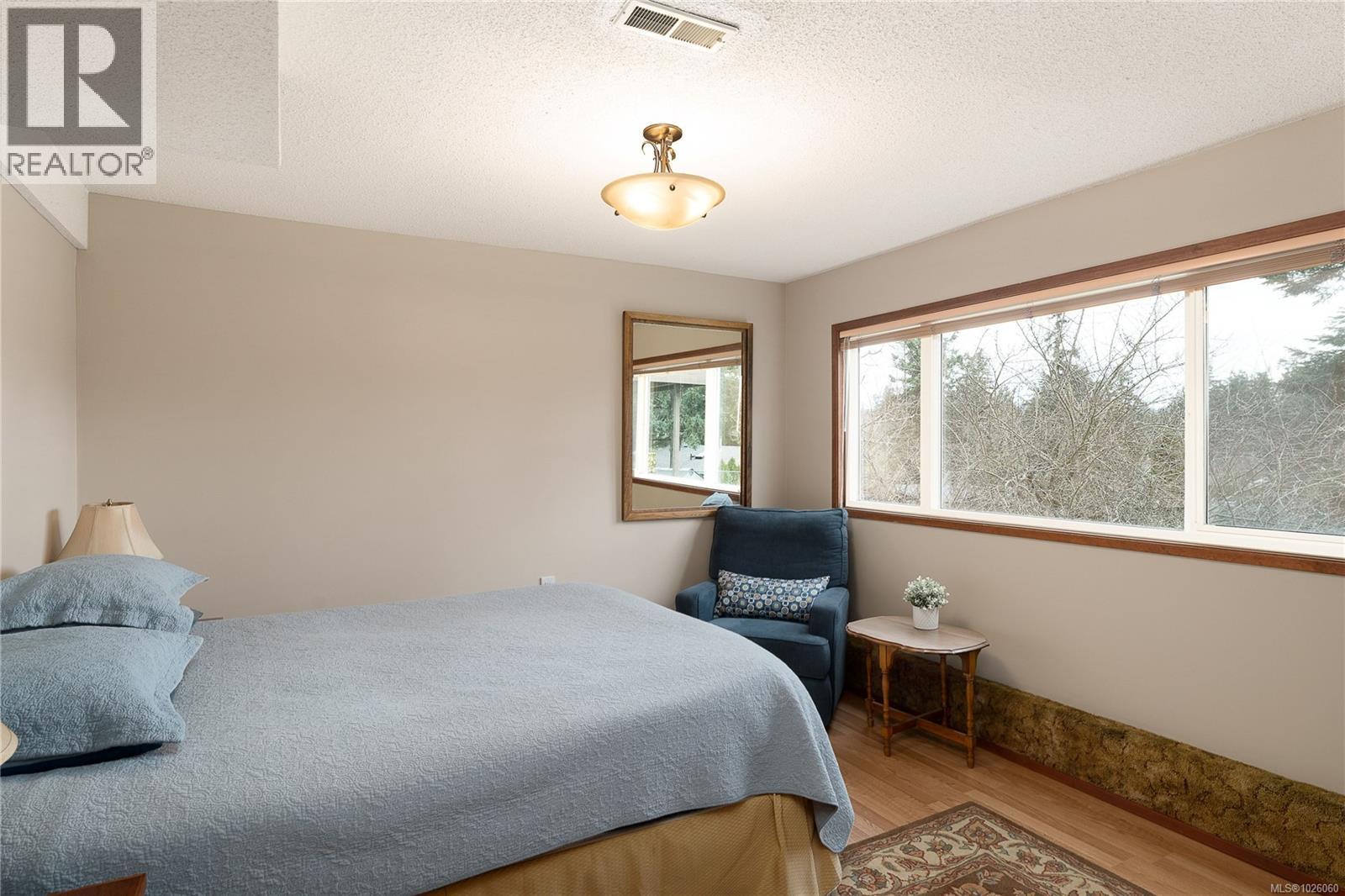  4343 Ridgewood Crescent, Saanich