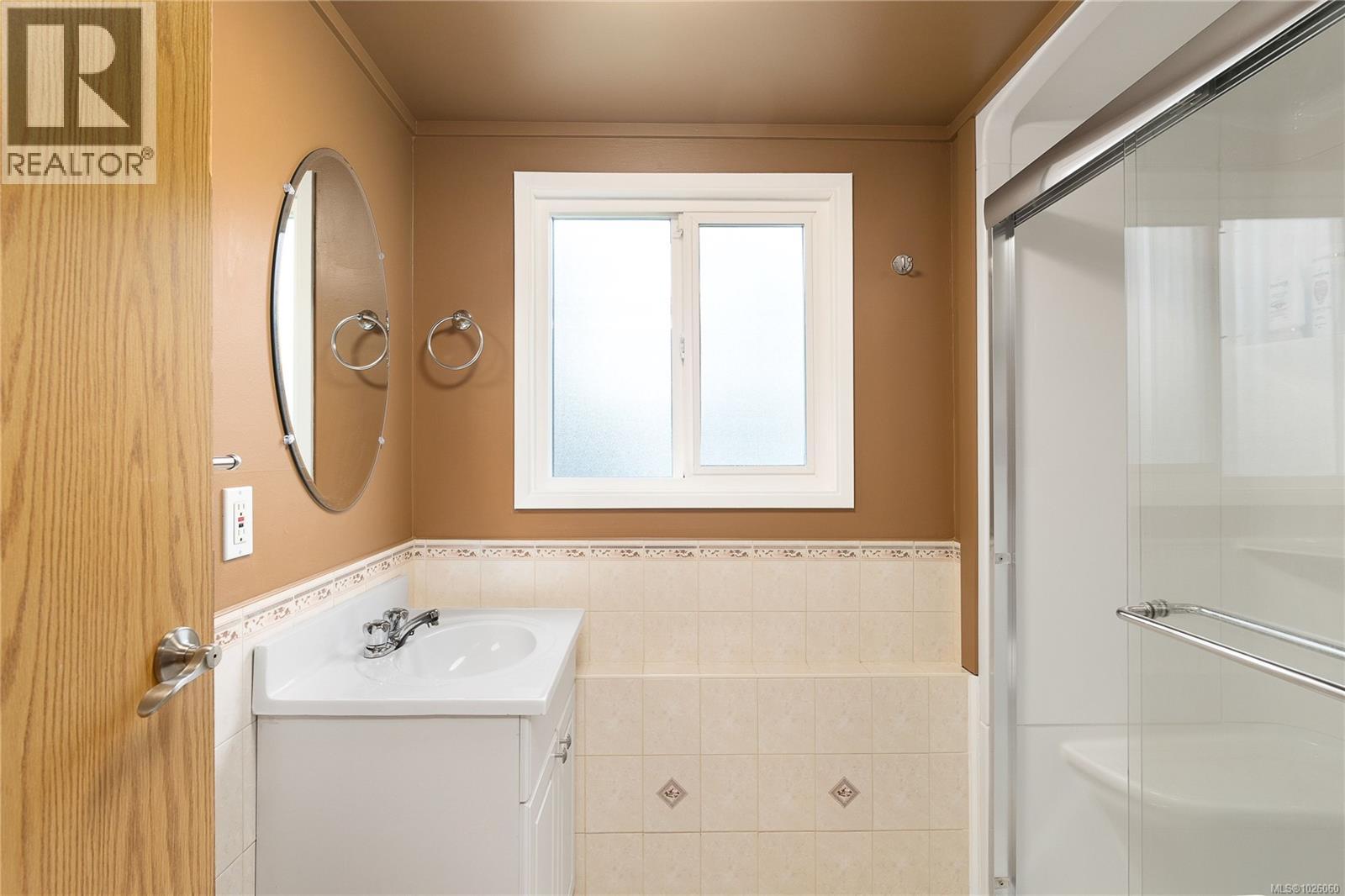  4343 Ridgewood Crescent, Saanich