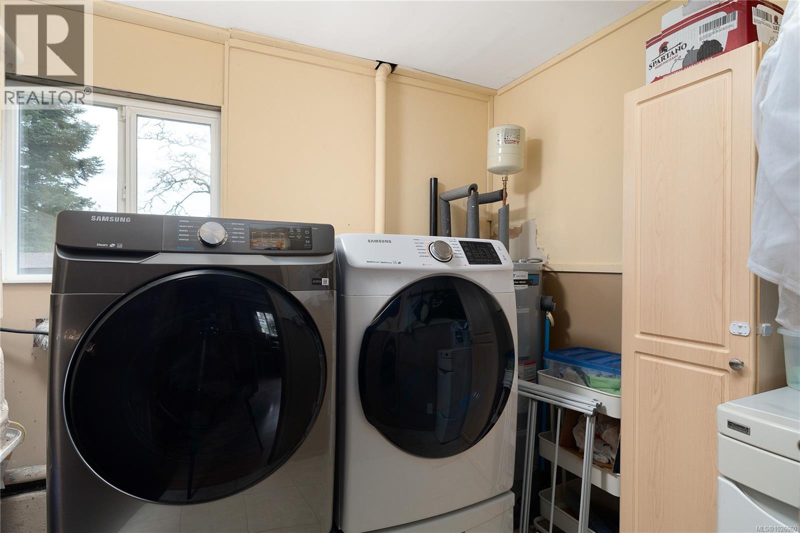  4343 Ridgewood Crescent, Saanich