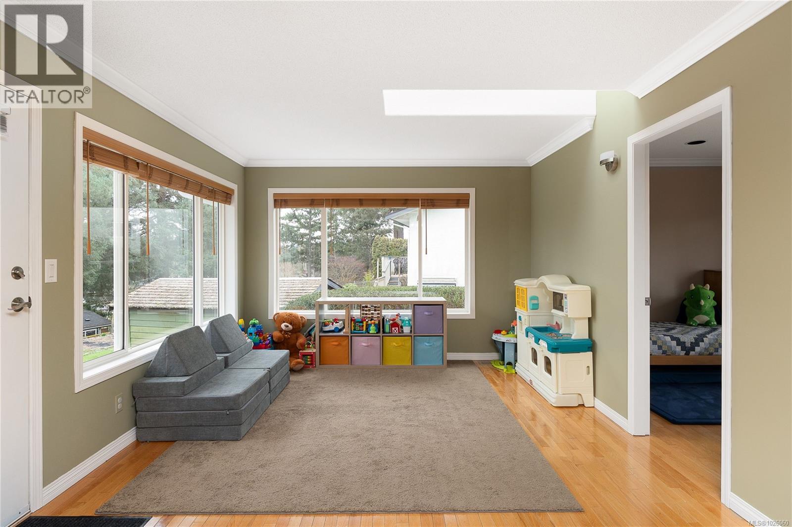  4343 Ridgewood Crescent, Saanich