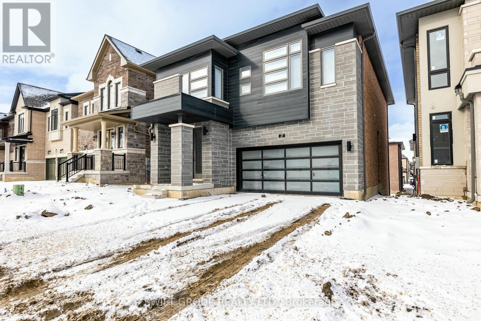 27 KEYWORTH CRESCENT - Photo 2 of 40, Brampton (Sandringham-Wellington North), Ontario