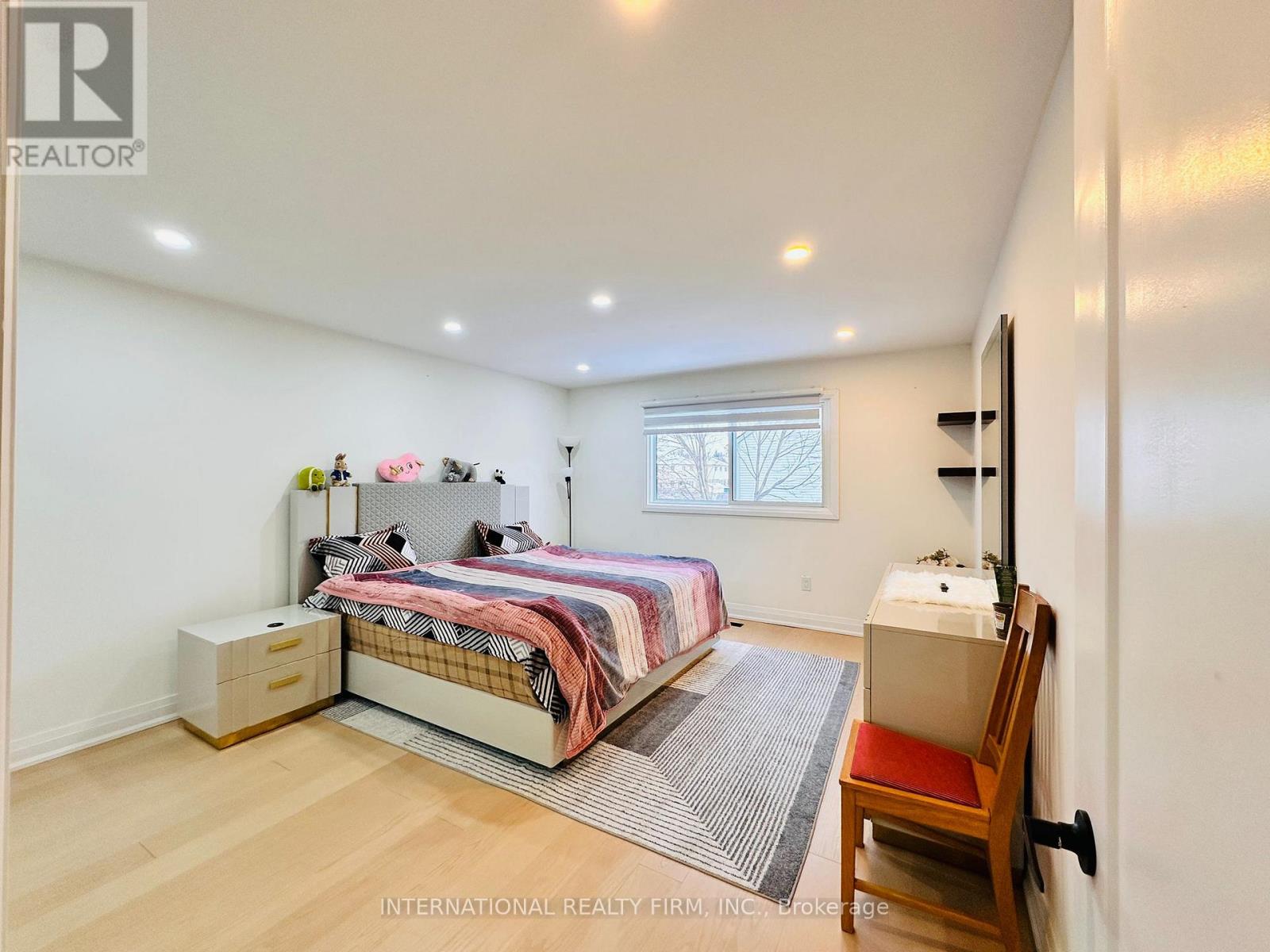 4 JOSHUA COURT - 18