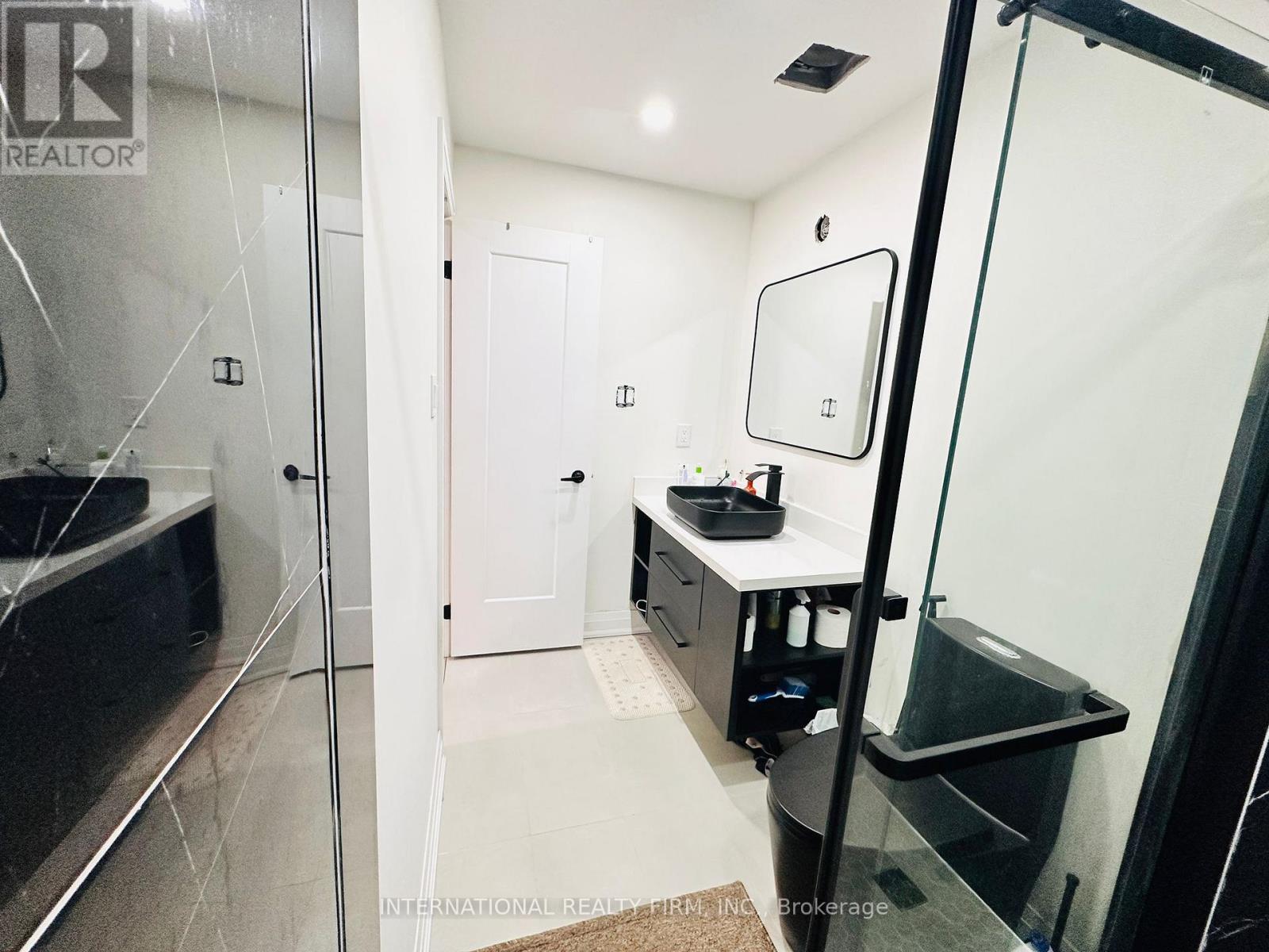 4 JOSHUA COURT - 24