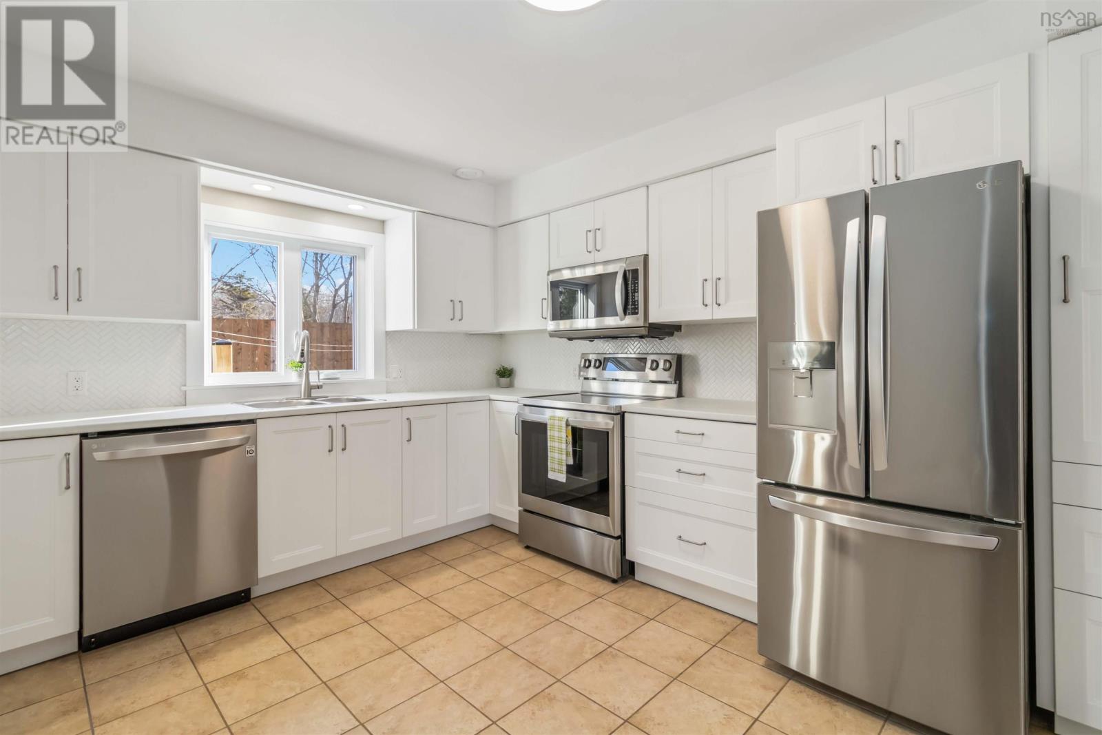 Property 21 of 47 of 159 Rockmanor Drive