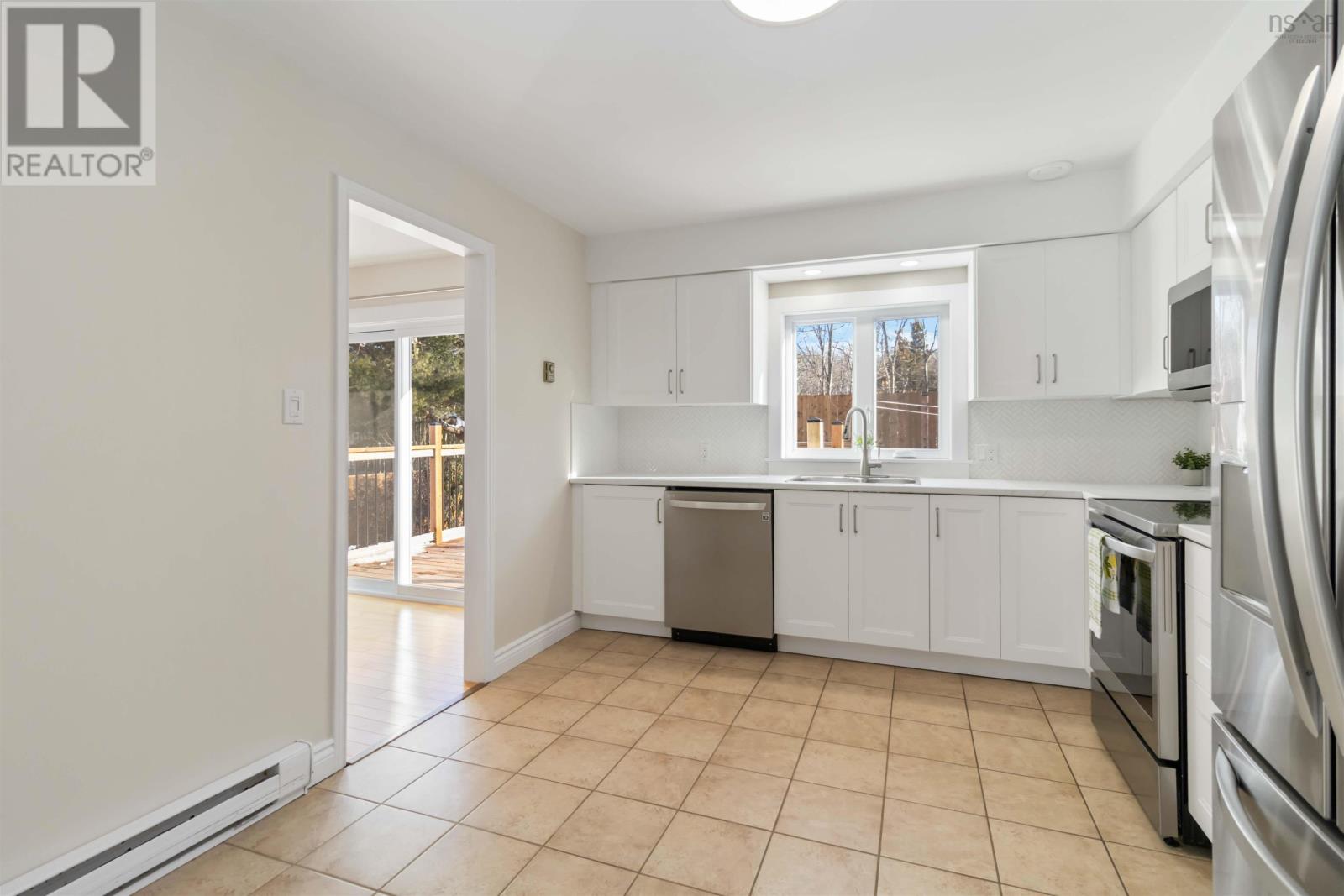 Property 24 of 47 of 159 Rockmanor Drive