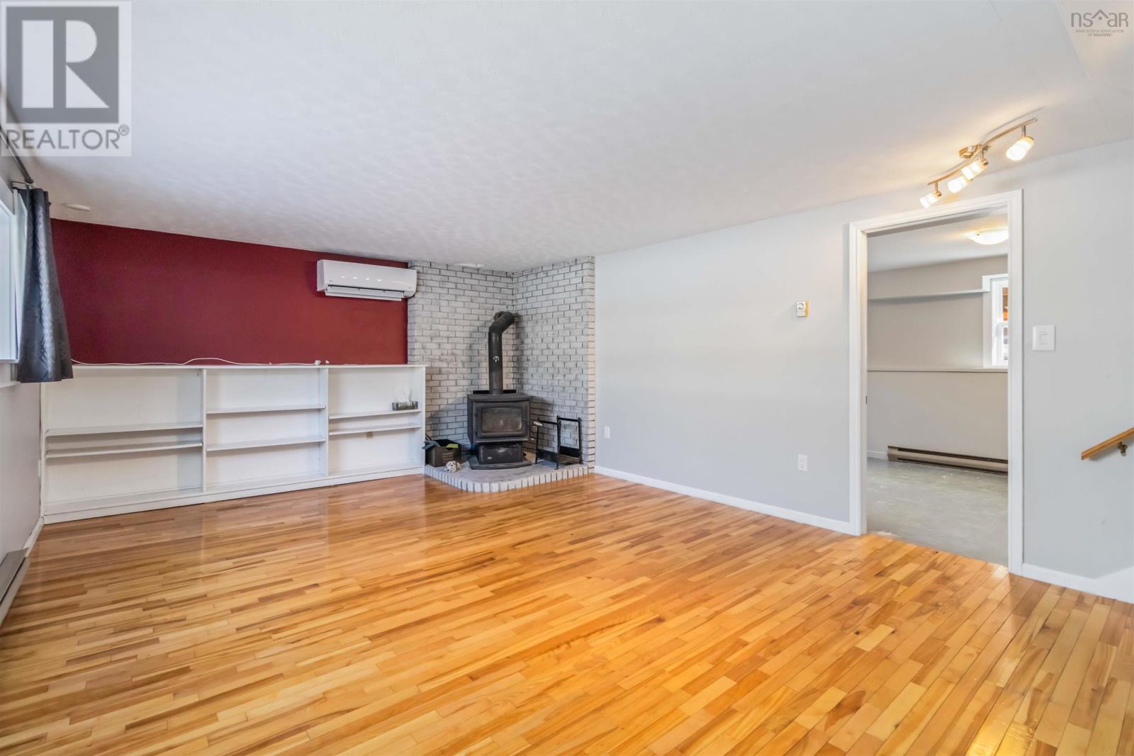 Property 35 of 47 of 159 Rockmanor Drive