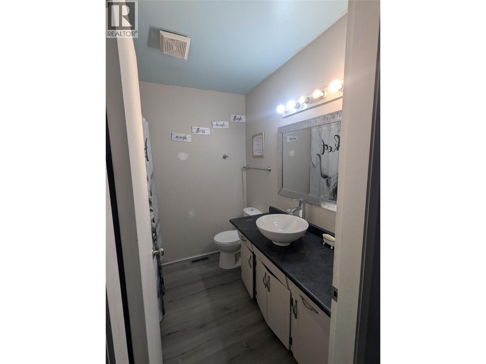 319 Larch Street, Chase