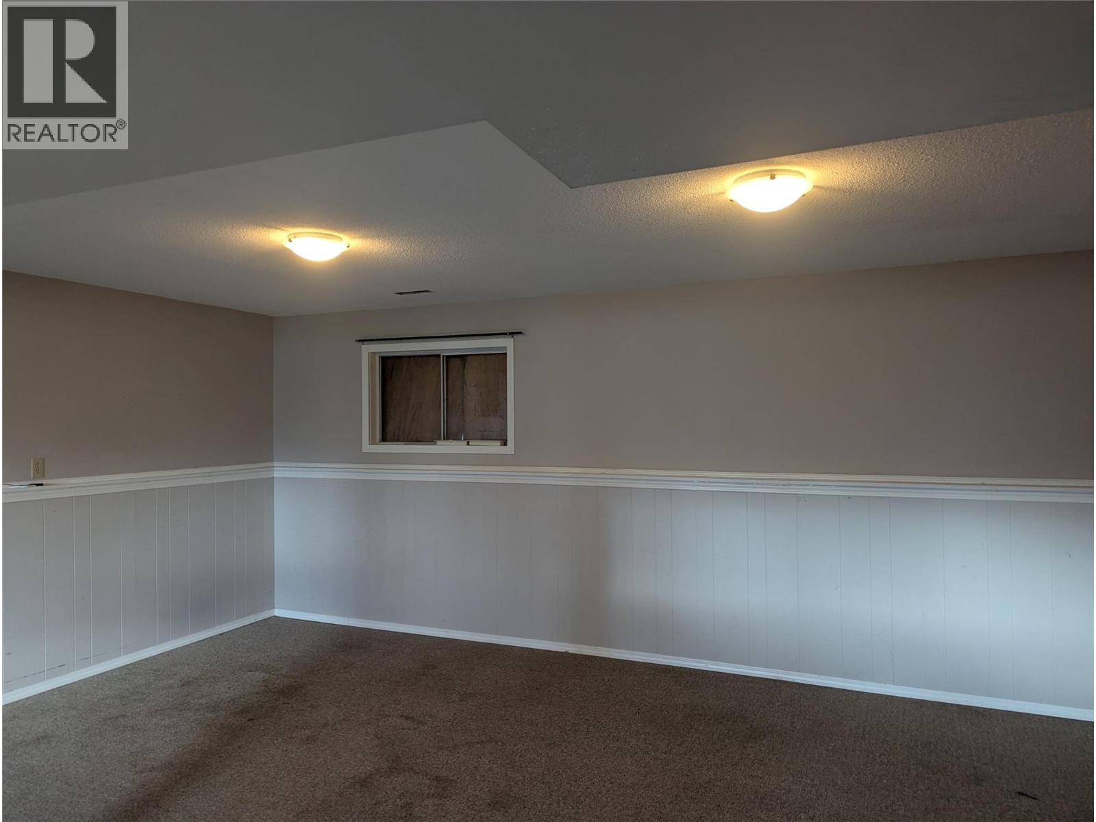 319 Larch Street, Chase