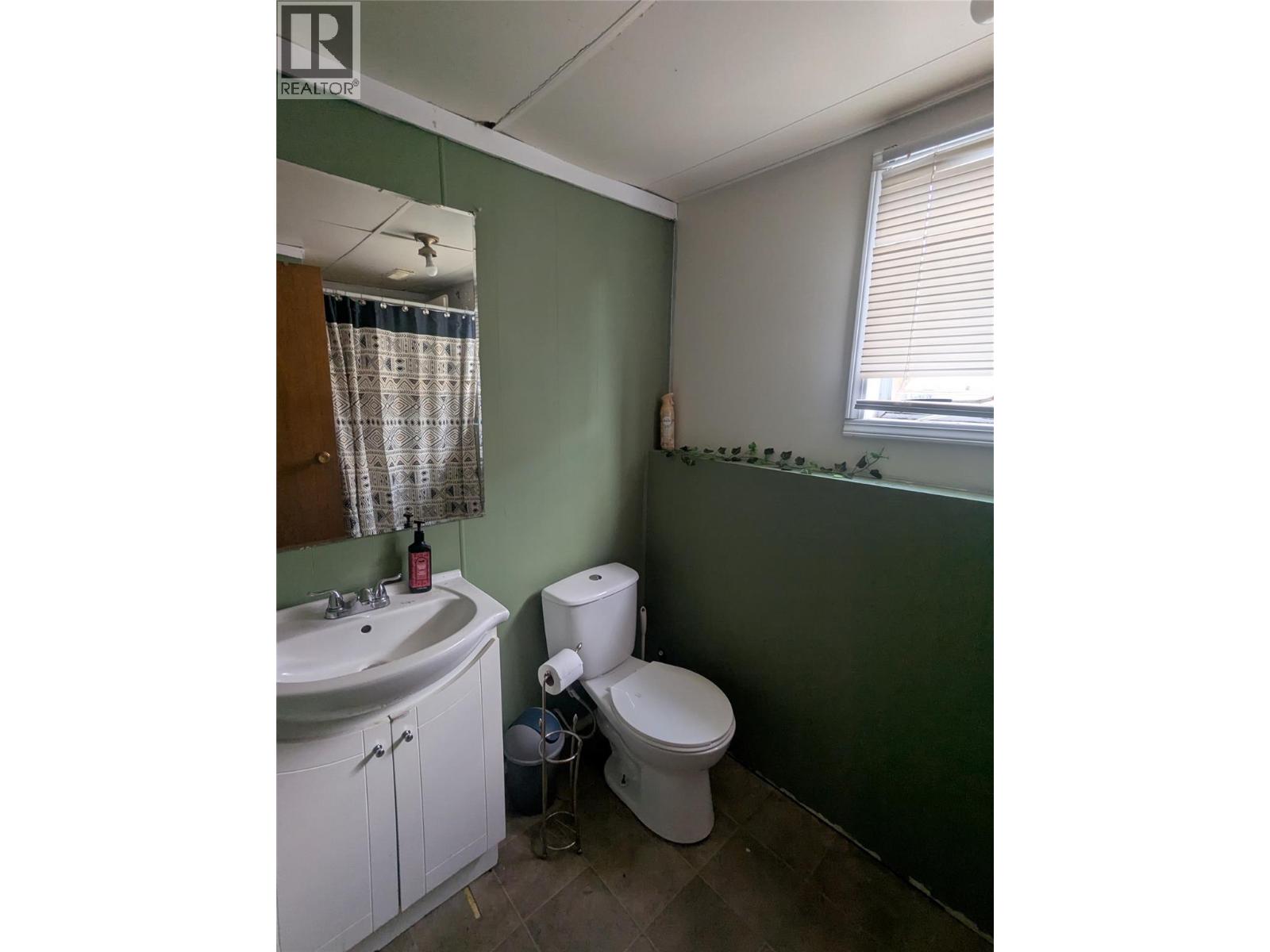 319 Larch Street, Chase