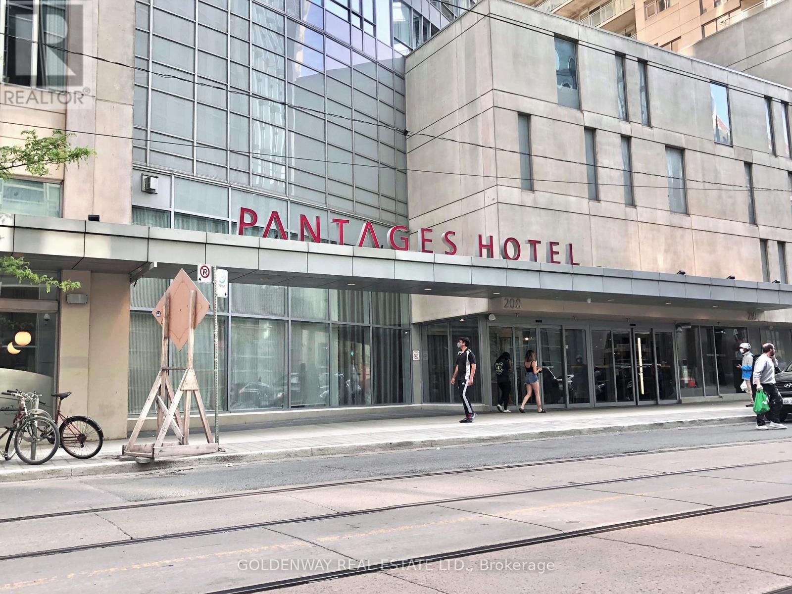 3513 - 210 VICTORIA STREET