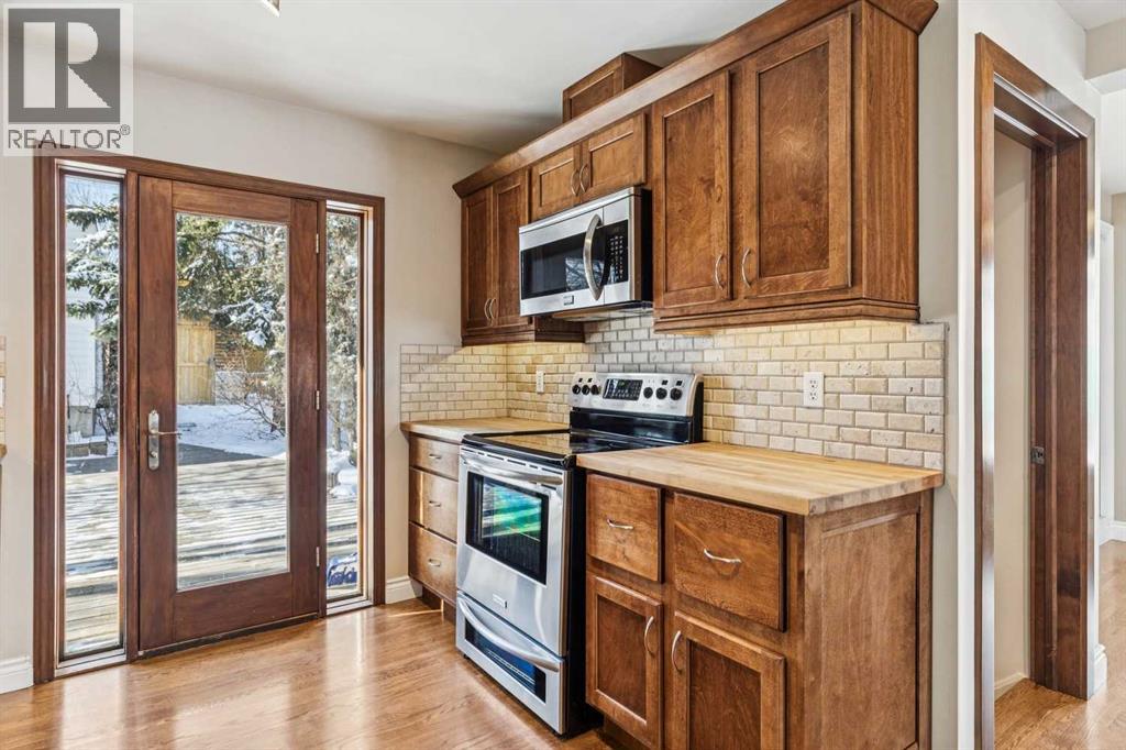 5415 Centre A Street NE - Photo 5 of 50, Calgary, Alberta