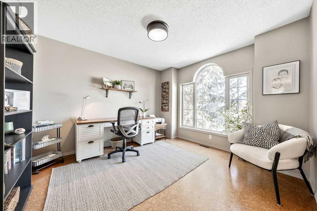 10 Bow Point, Cochrane