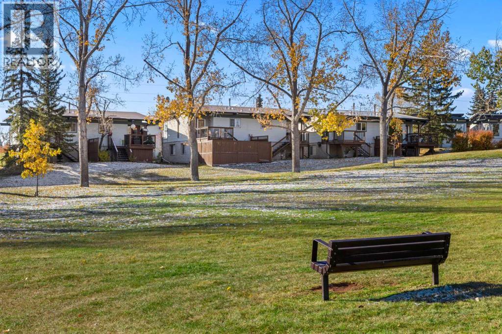 Single Family House Bi-level for Sale in   Braxton Place SW Braeside Calgary 