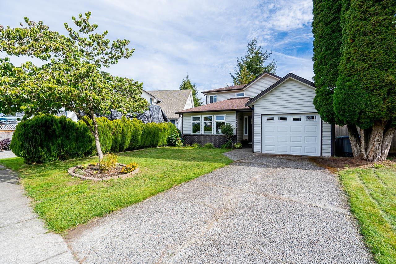 15478 90 Avenue - main photo