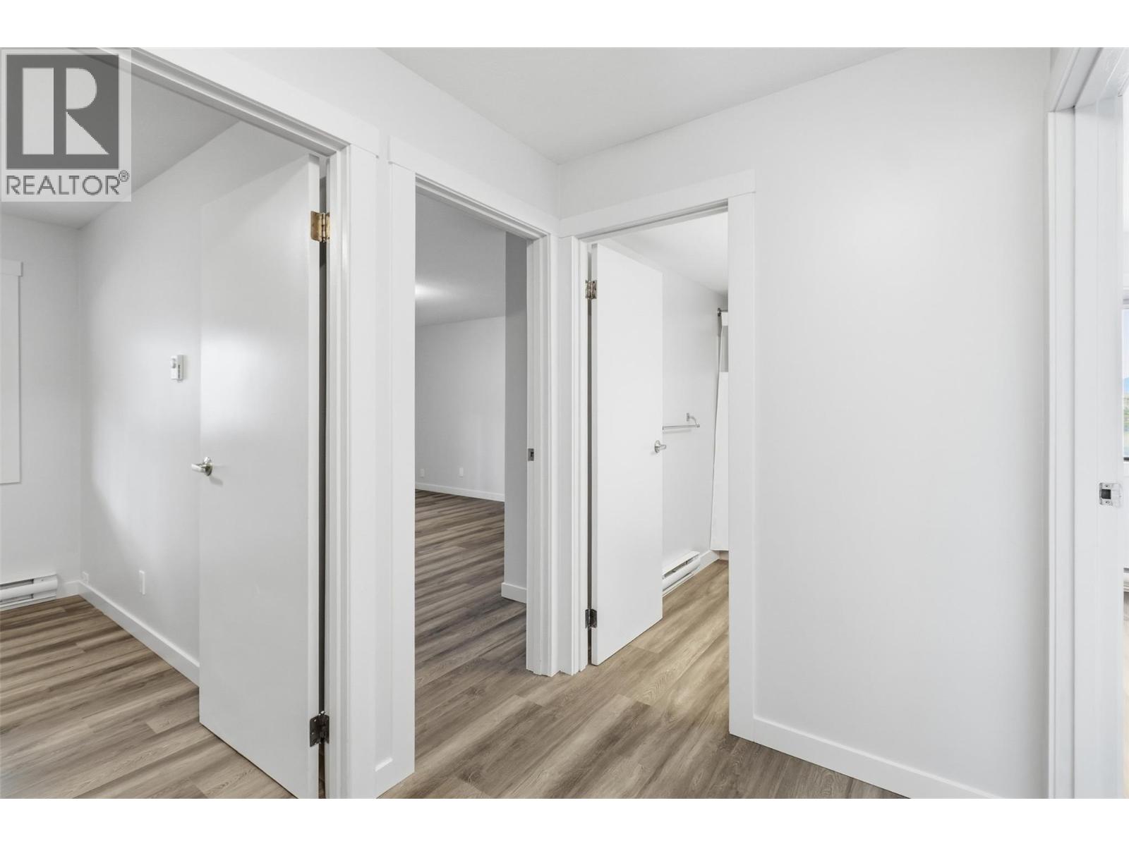 44 Whiteshield Crescent S Unit# 306, Kamloops