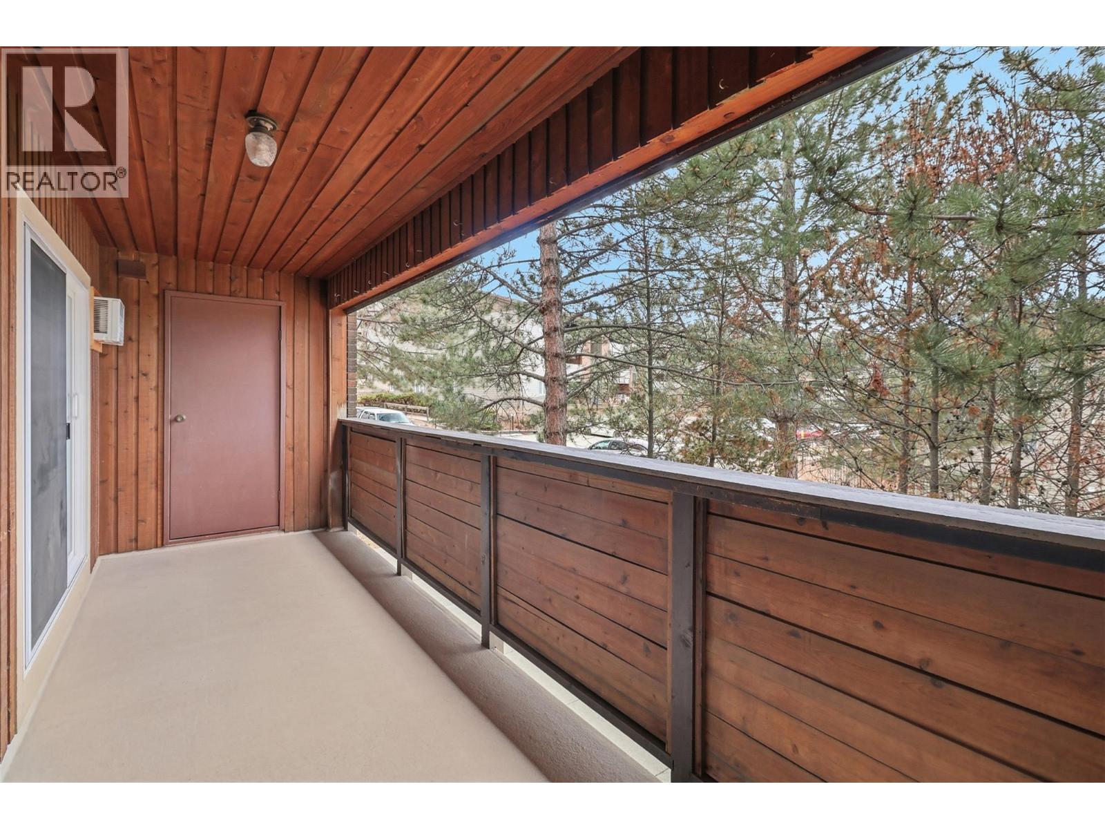 44 Whiteshield Crescent S Unit# 306, Kamloops