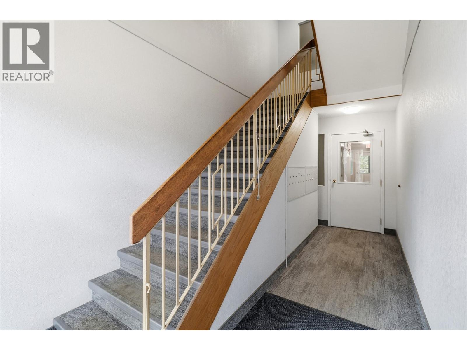 44 Whiteshield Crescent S Unit# 306, Kamloops