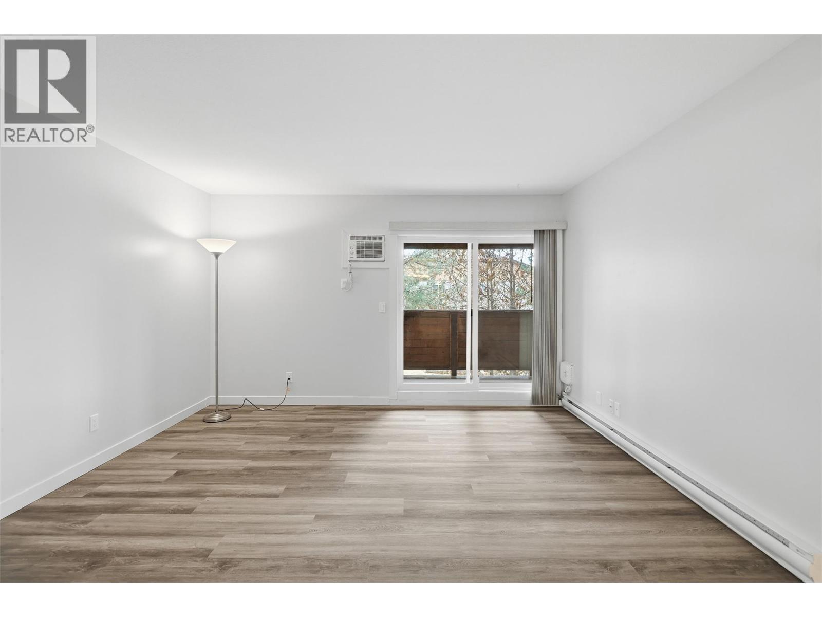 44 Whiteshield Crescent S Unit# 306, Kamloops