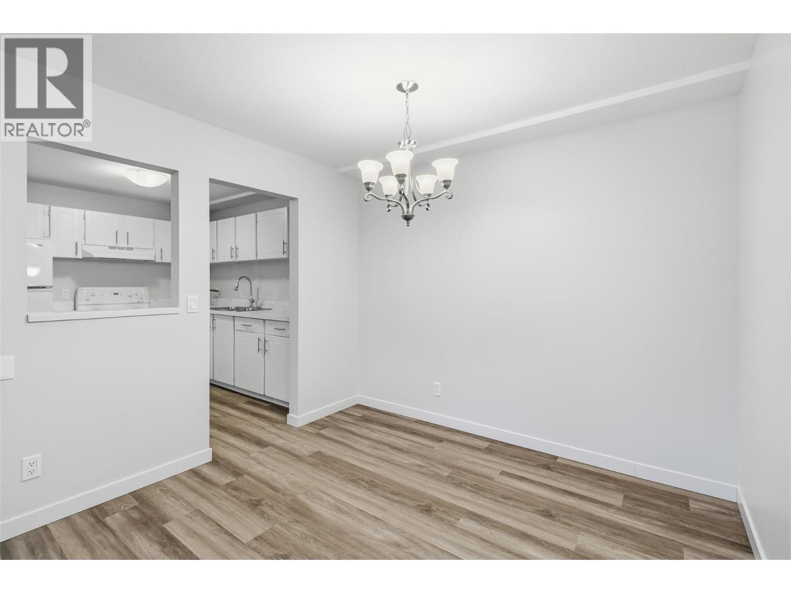 44 Whiteshield Crescent S Unit# 306, Kamloops