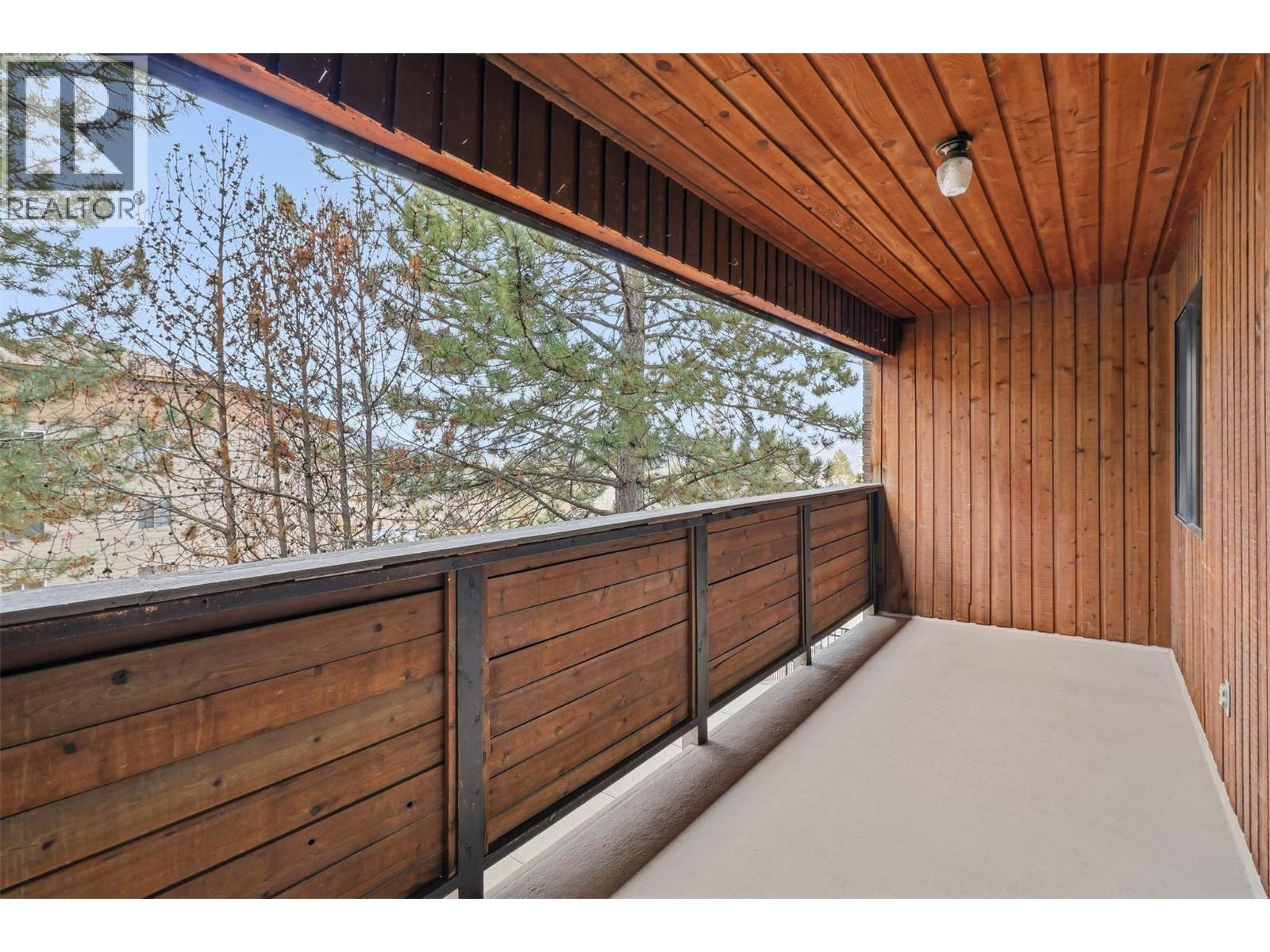 44 Whiteshield Crescent S Unit# 306, Kamloops