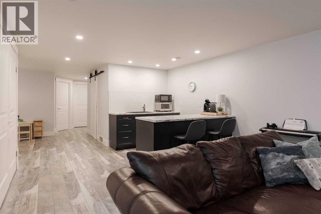 401 Sparrow Hawk Drive, Fort McMurray