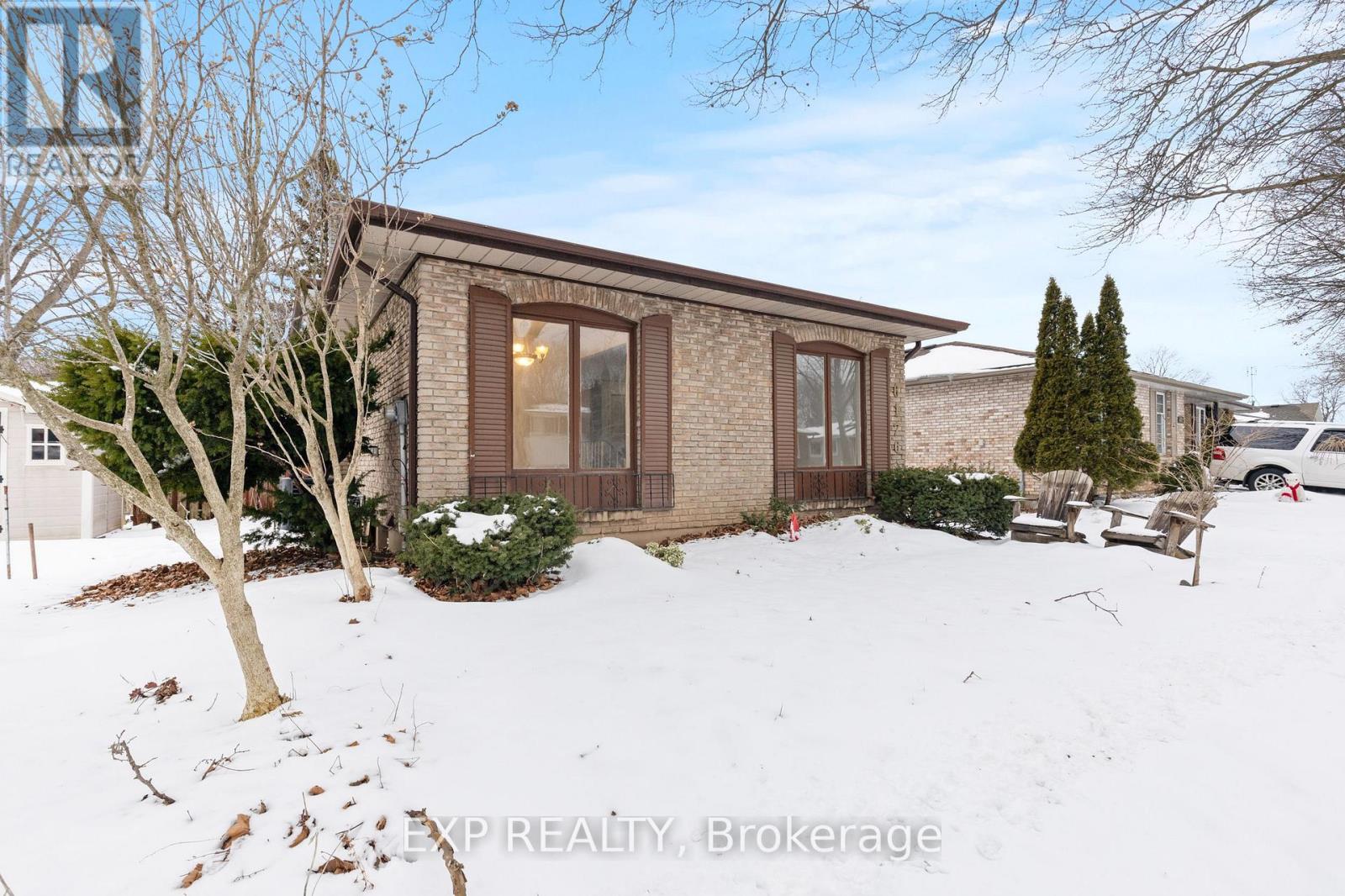 6176 JOHNSON DRIVE - Photo 4 of 44, Niagara Falls (Church's Lane), Ontario