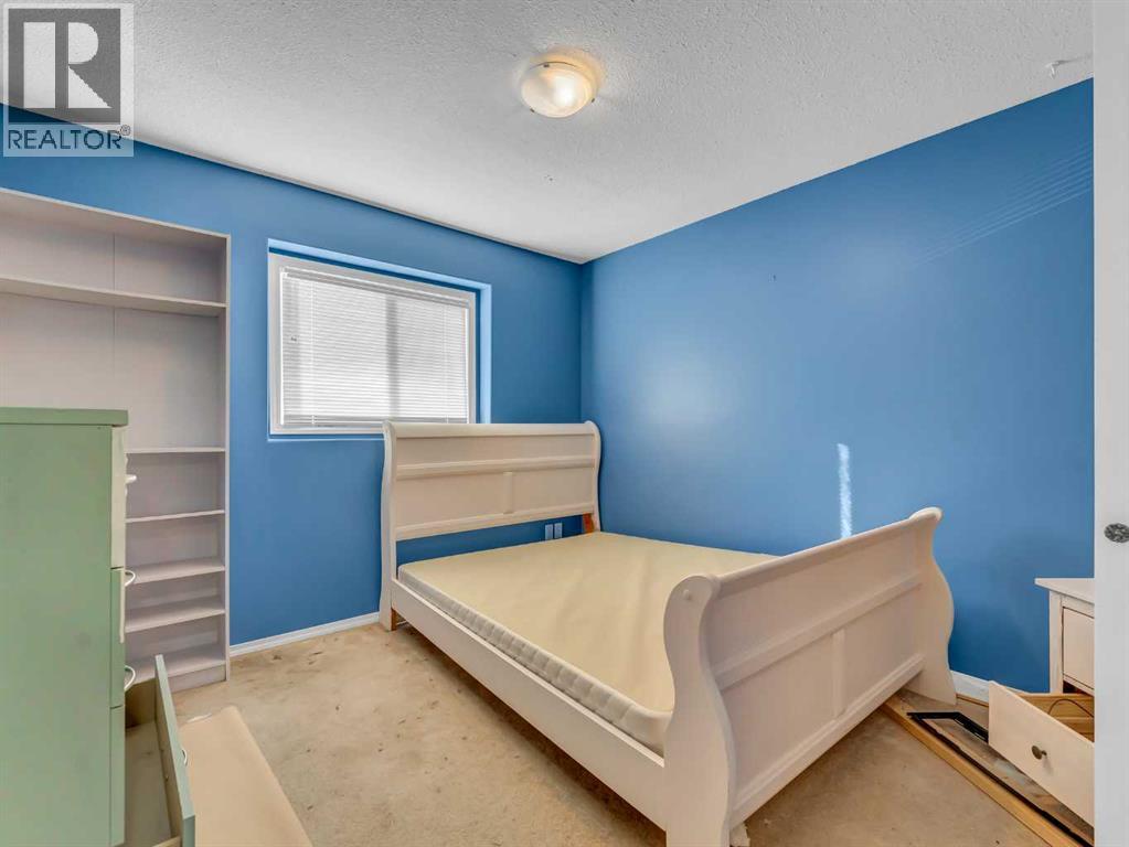 
          112 Northlands Pointe Northeast
            <br/>
            <span>Medicine Hat</span>
            , 
            <span>AB</span>
             <span>T1B0C5</span>
         - Photo 22