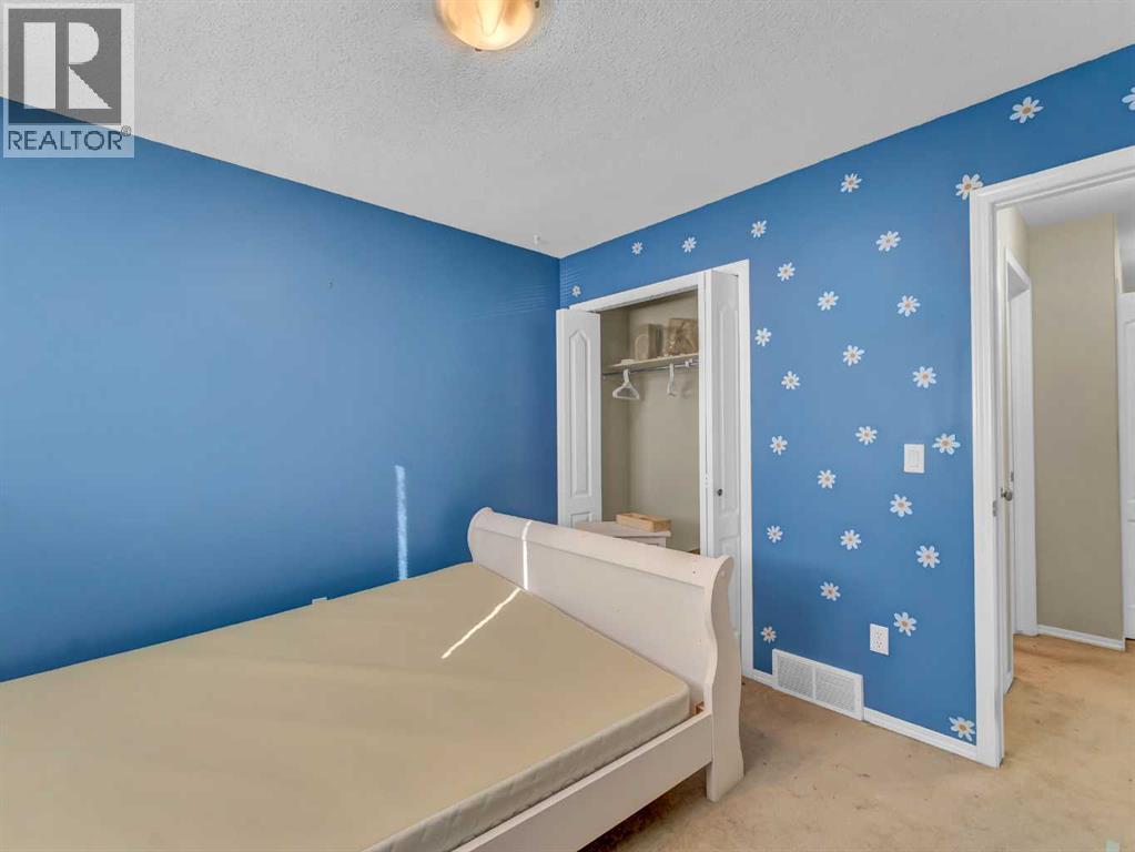 
          112 Northlands Pointe Northeast
            <br/>
            <span>Medicine Hat</span>
            , 
            <span>AB</span>
             <span>T1B0C5</span>
         - Photo 23