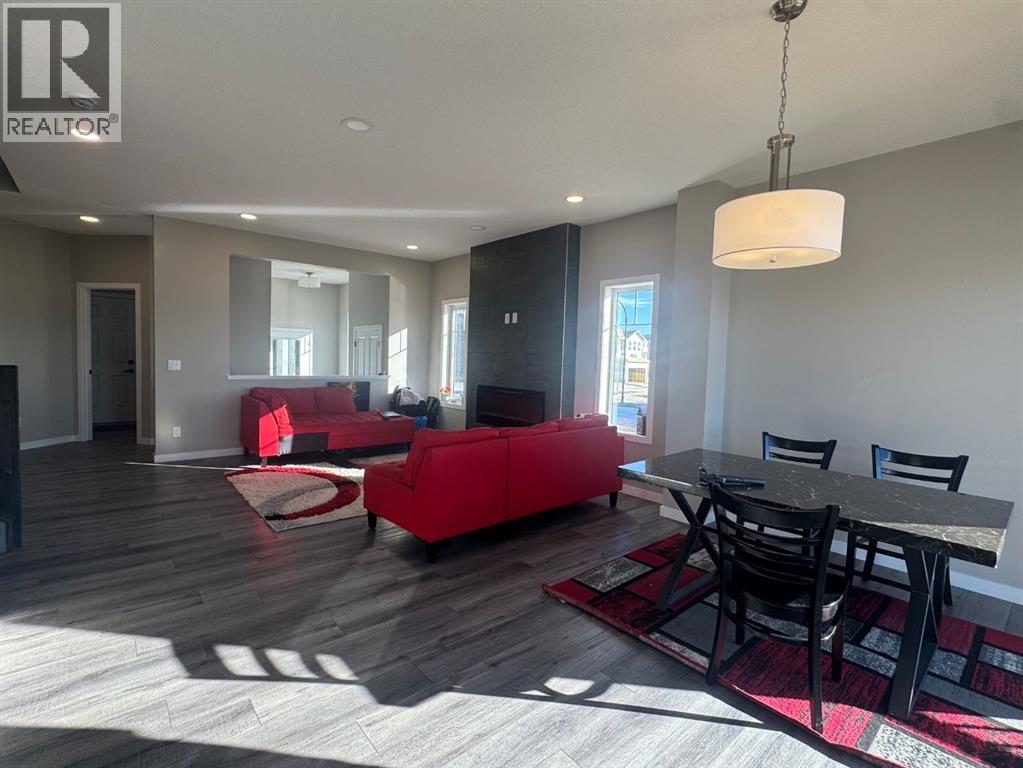 Single Family House for Sale in  Lucas Gardens NW Livingston Calgary 