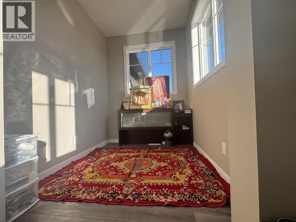 Single Family House for Sale in  Lucas Gardens NW Livingston Calgary 