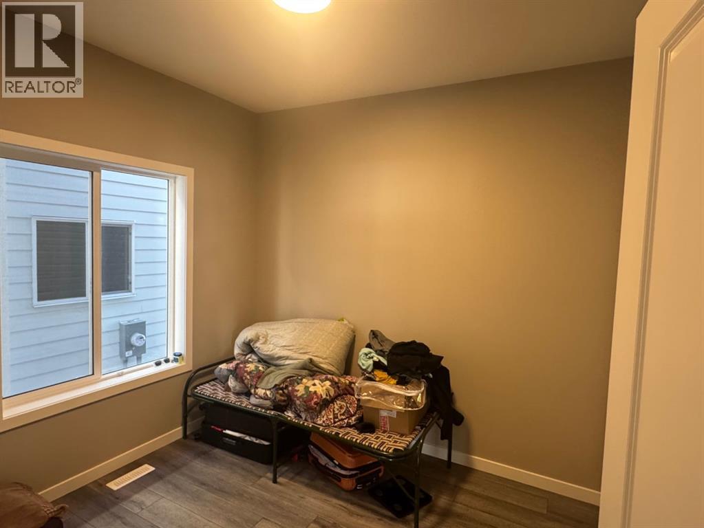 Single Family House for Sale in  Lucas Gardens NW Livingston Calgary 