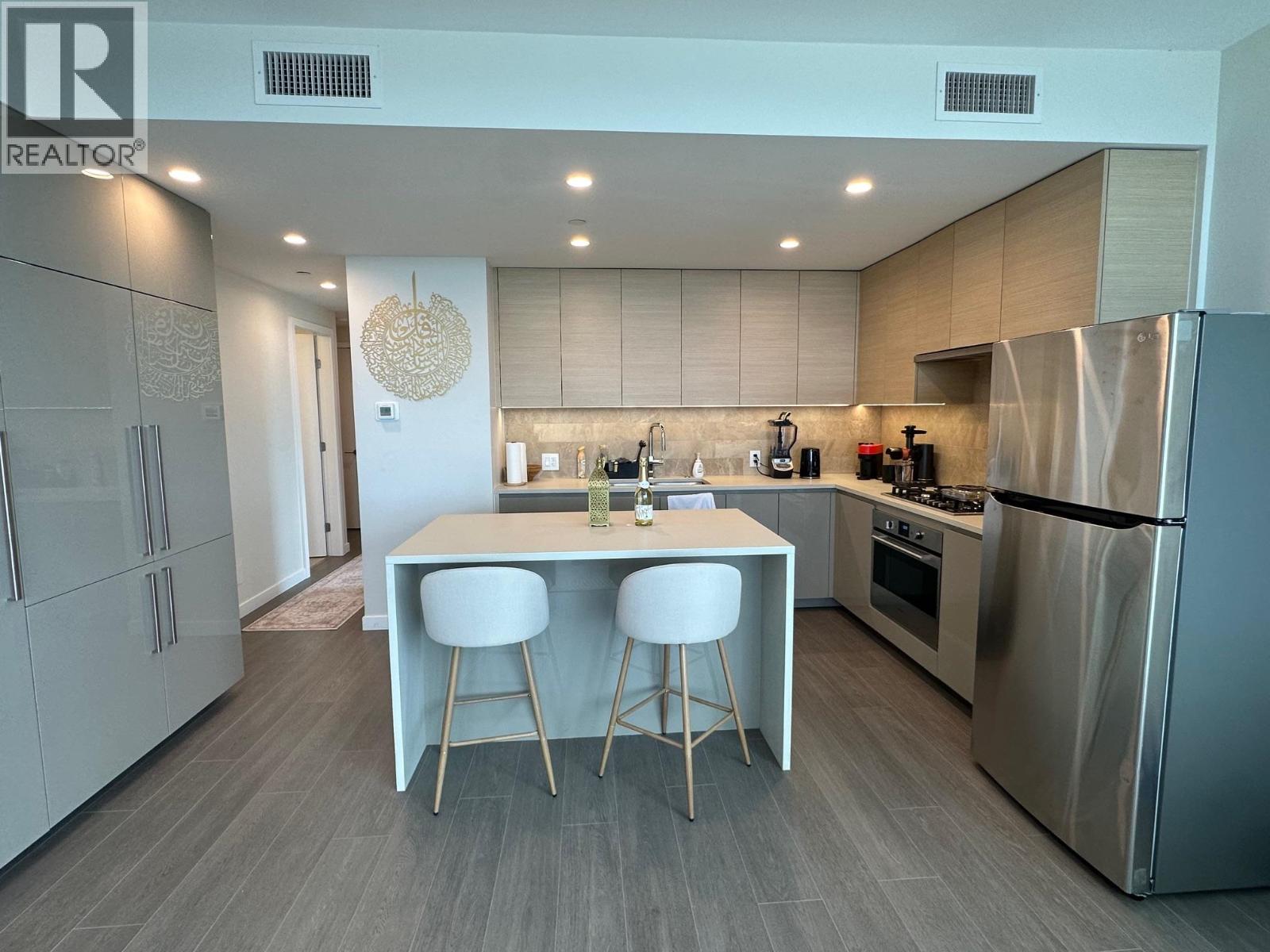 3107 2186 GILMORE AVENUE - Photo 2 of 25, Burnaby, British Columbia