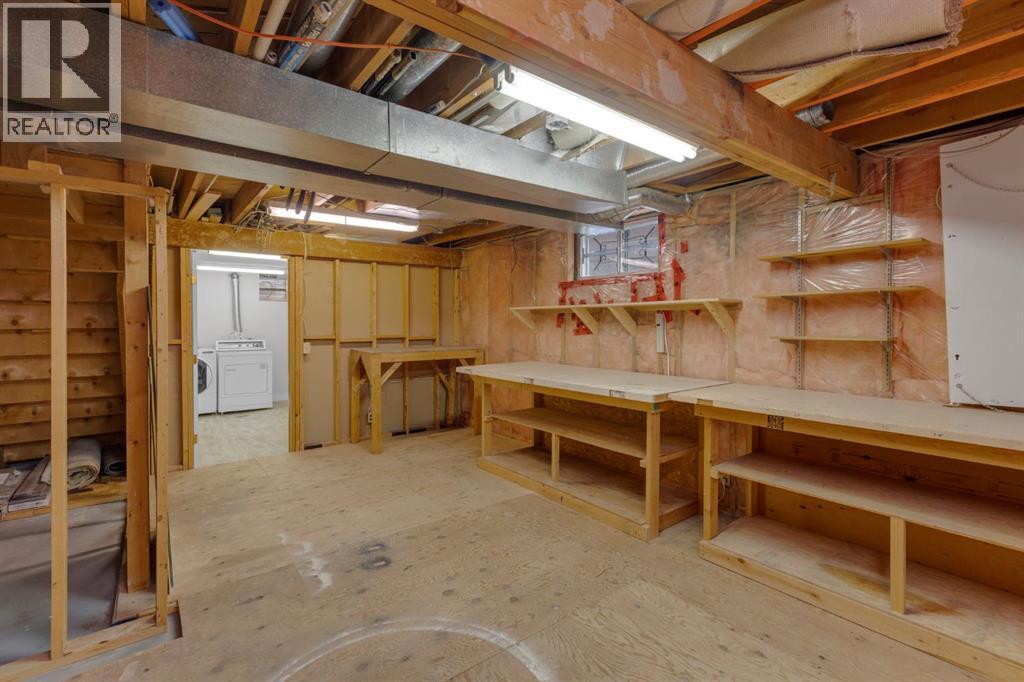 Single Family House Bungalow for Sale in  Berwick Place NW Beddington Heights Calgary 