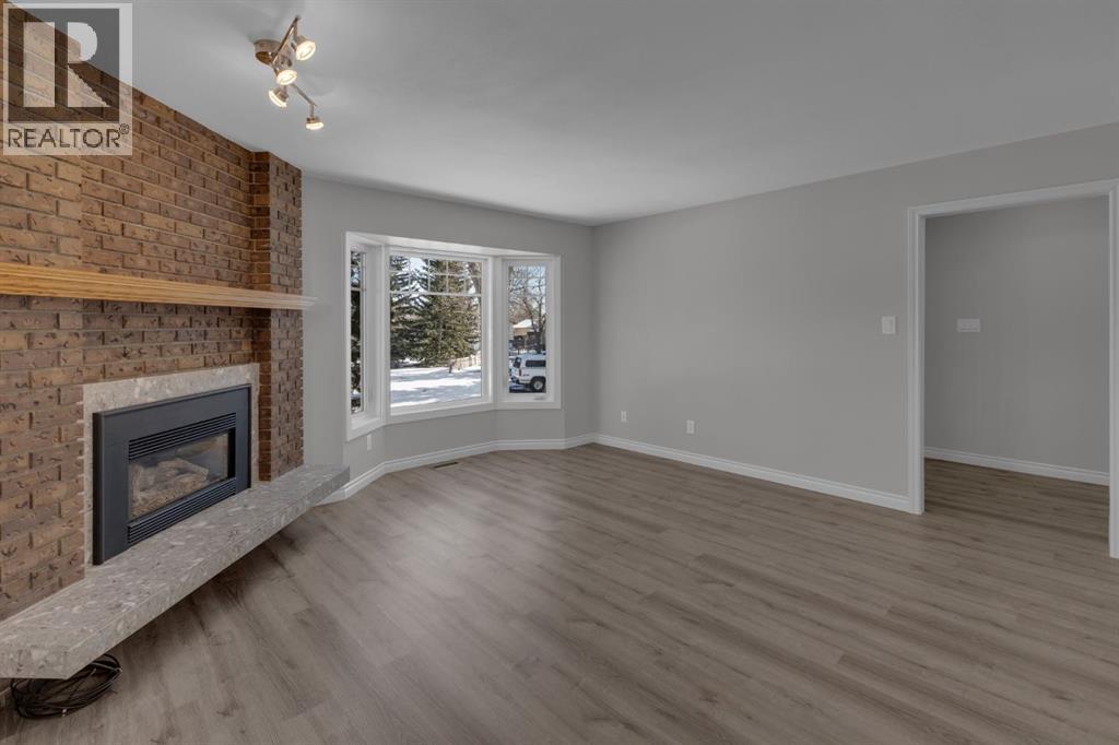 Single Family House Bungalow for Sale in  Berwick Place NW Beddington Heights Calgary 