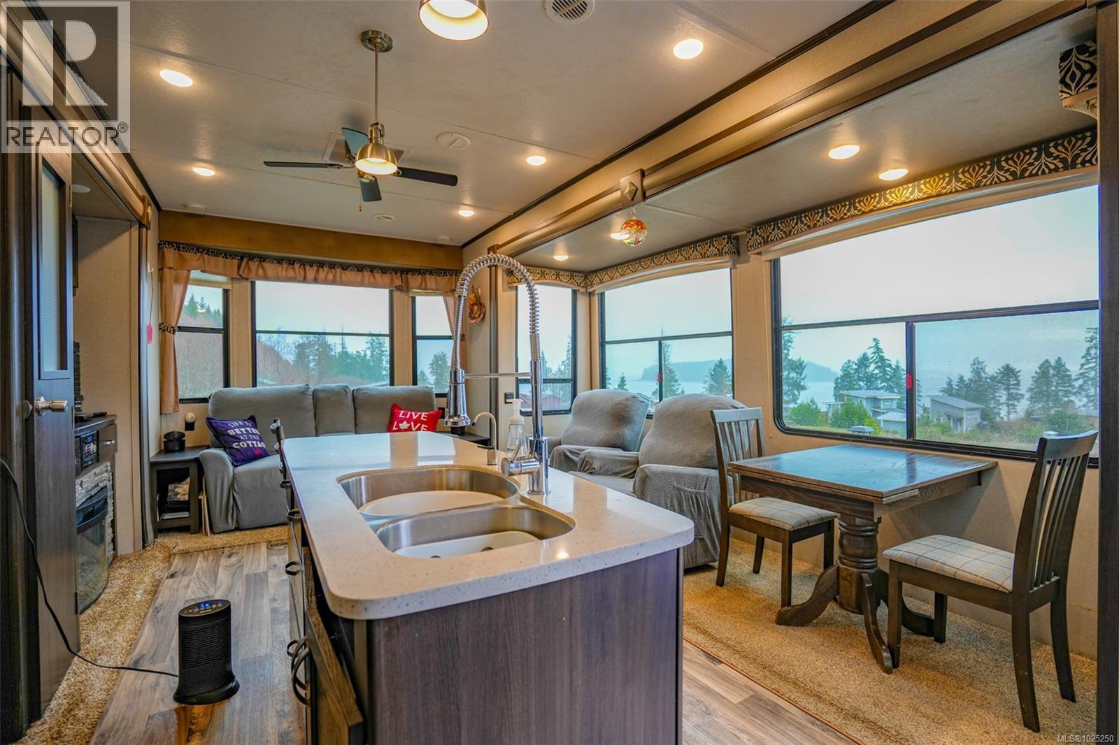 1185 Second Ave, Ucluelet