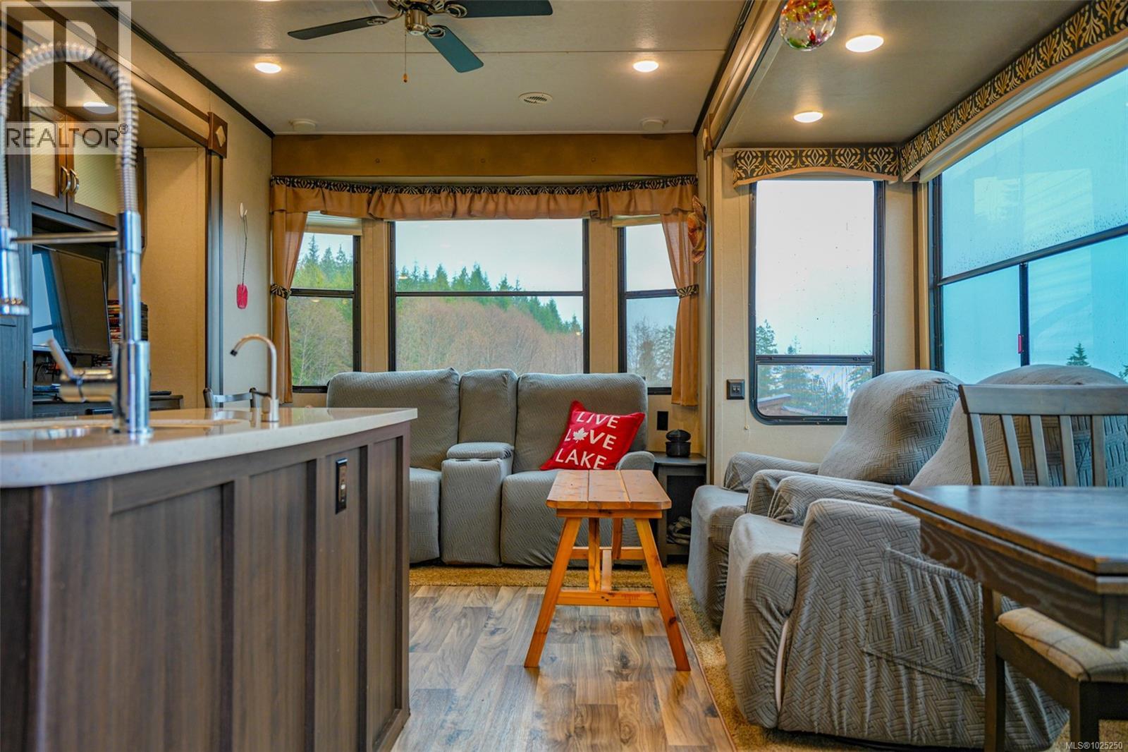 1185 Second Ave, Ucluelet