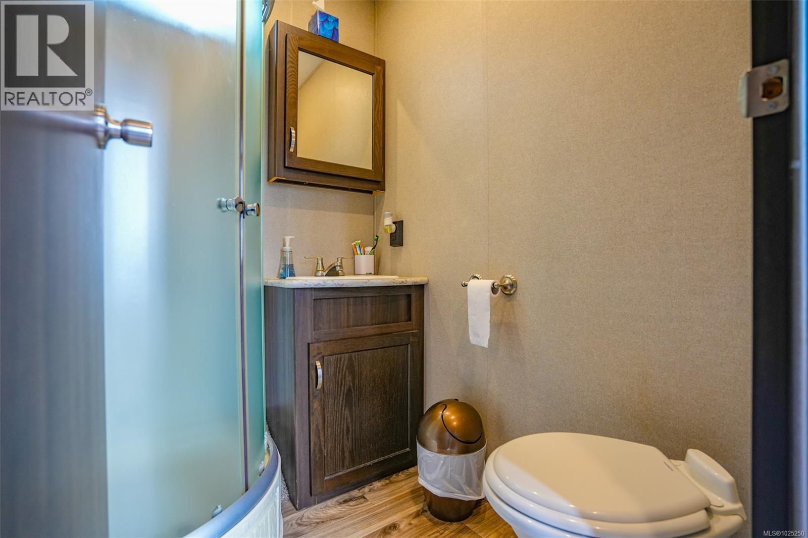 1185 Second Ave, Ucluelet