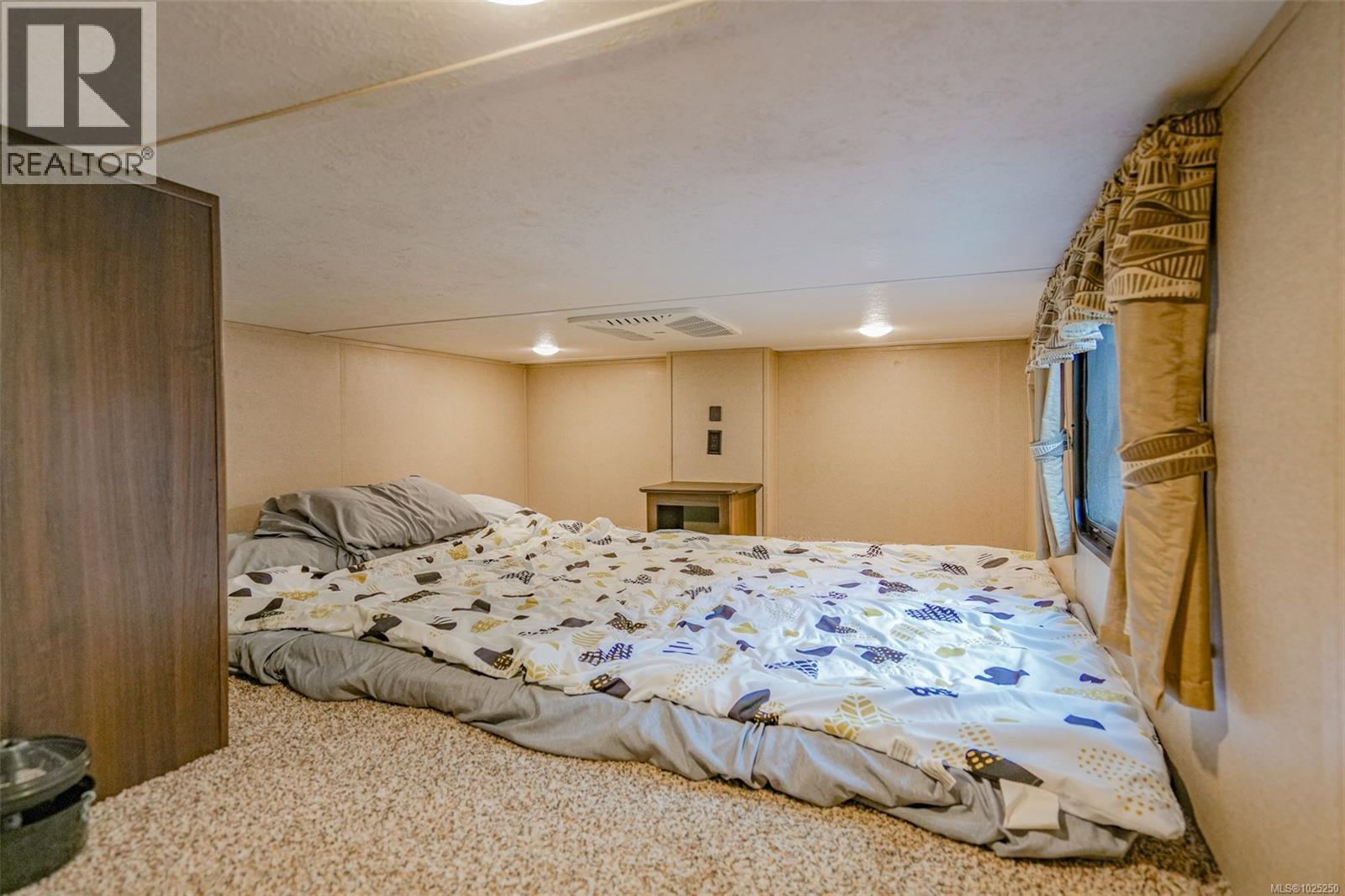 1185 Second Ave, Ucluelet