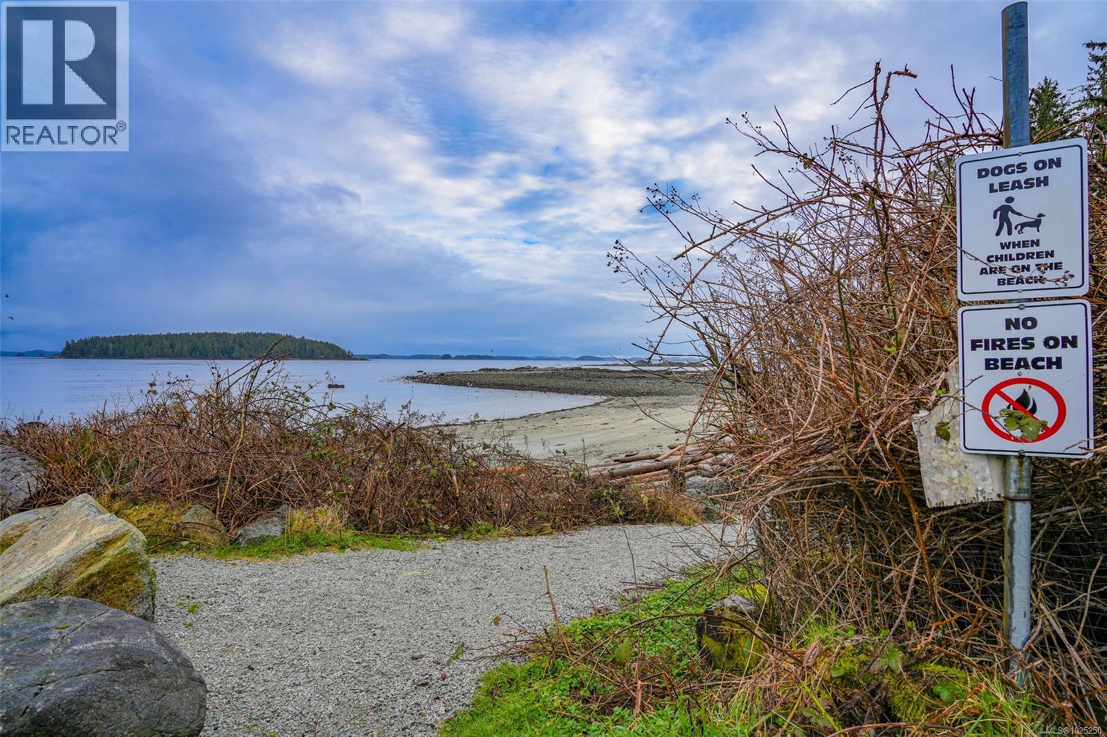 1185 Second Ave, Ucluelet