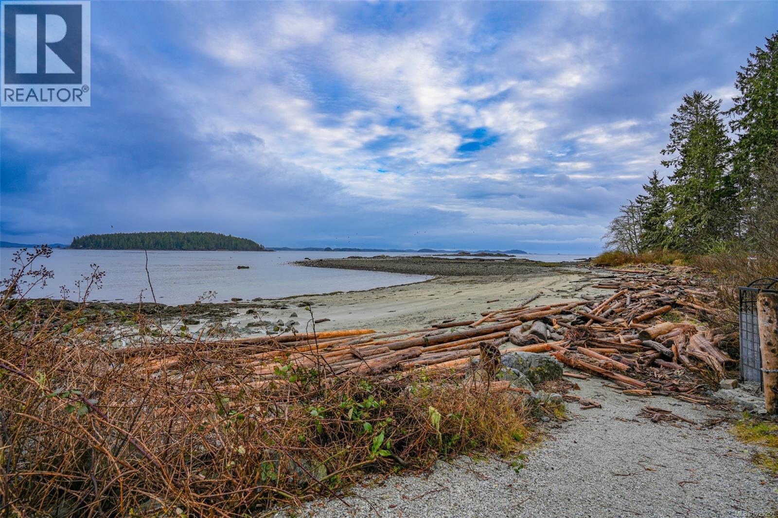 1185 Second Ave, Ucluelet