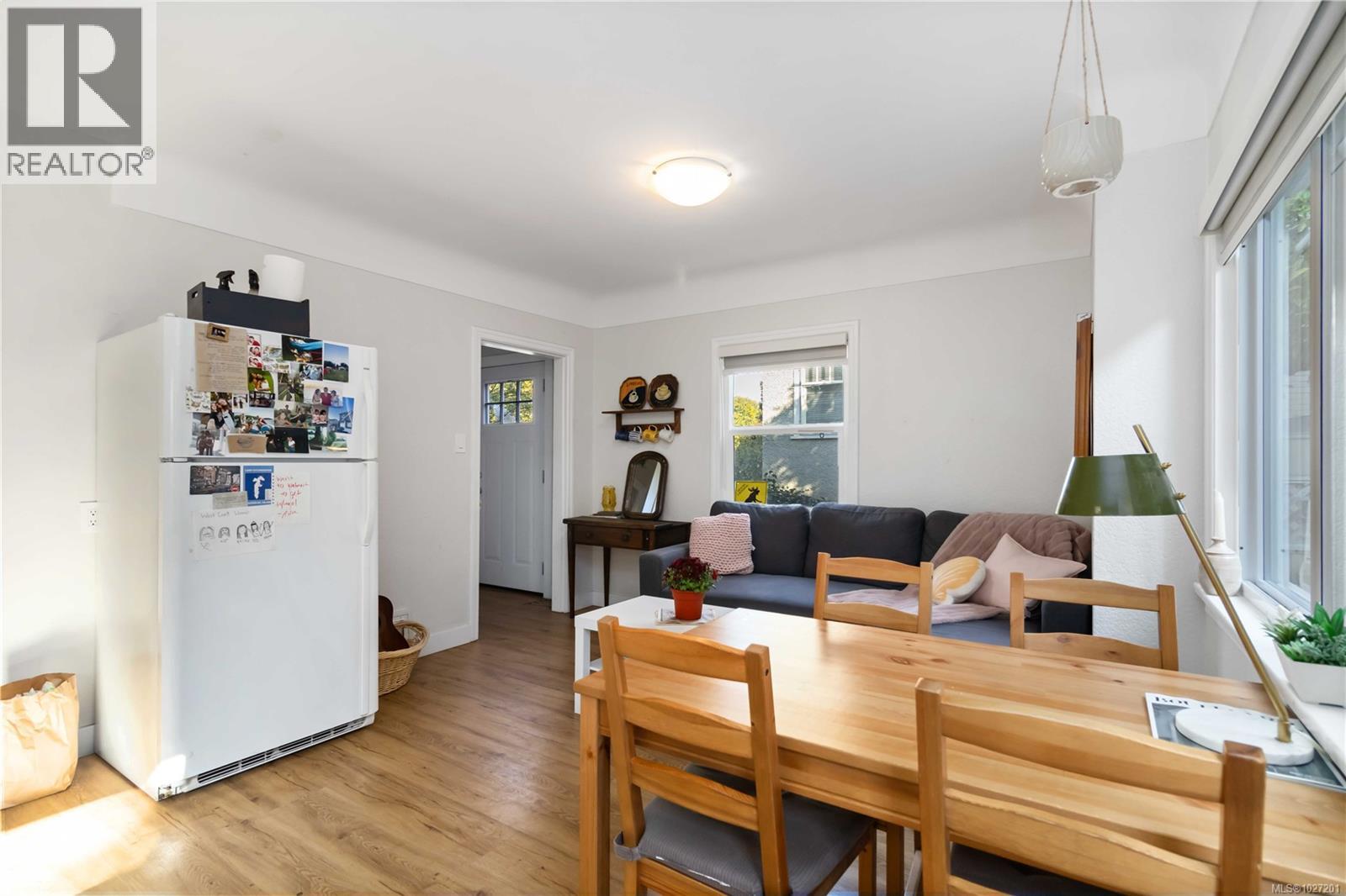 3104-3106 Richmond Rd, Saanich