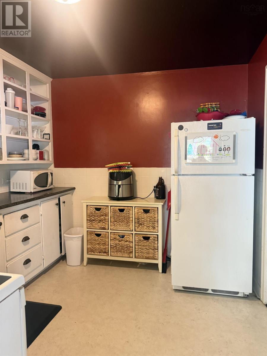 Property 11 of 30 of 114 Hawthorne Street