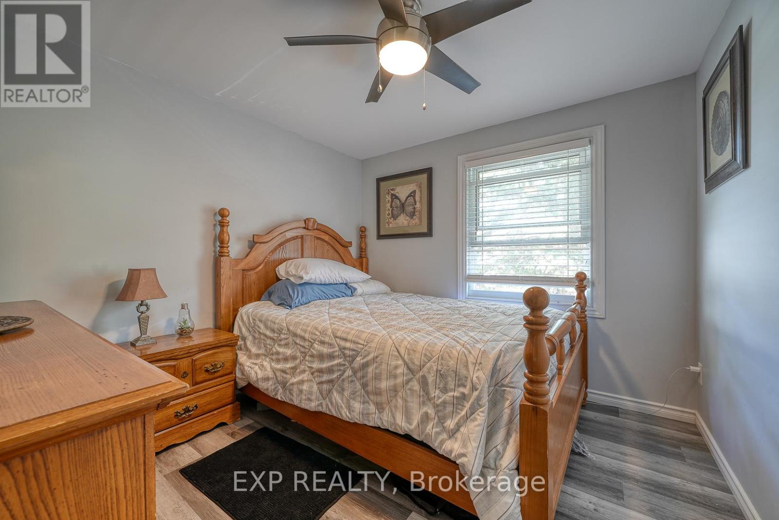 #186 230 CLARKE ROAD - 26
